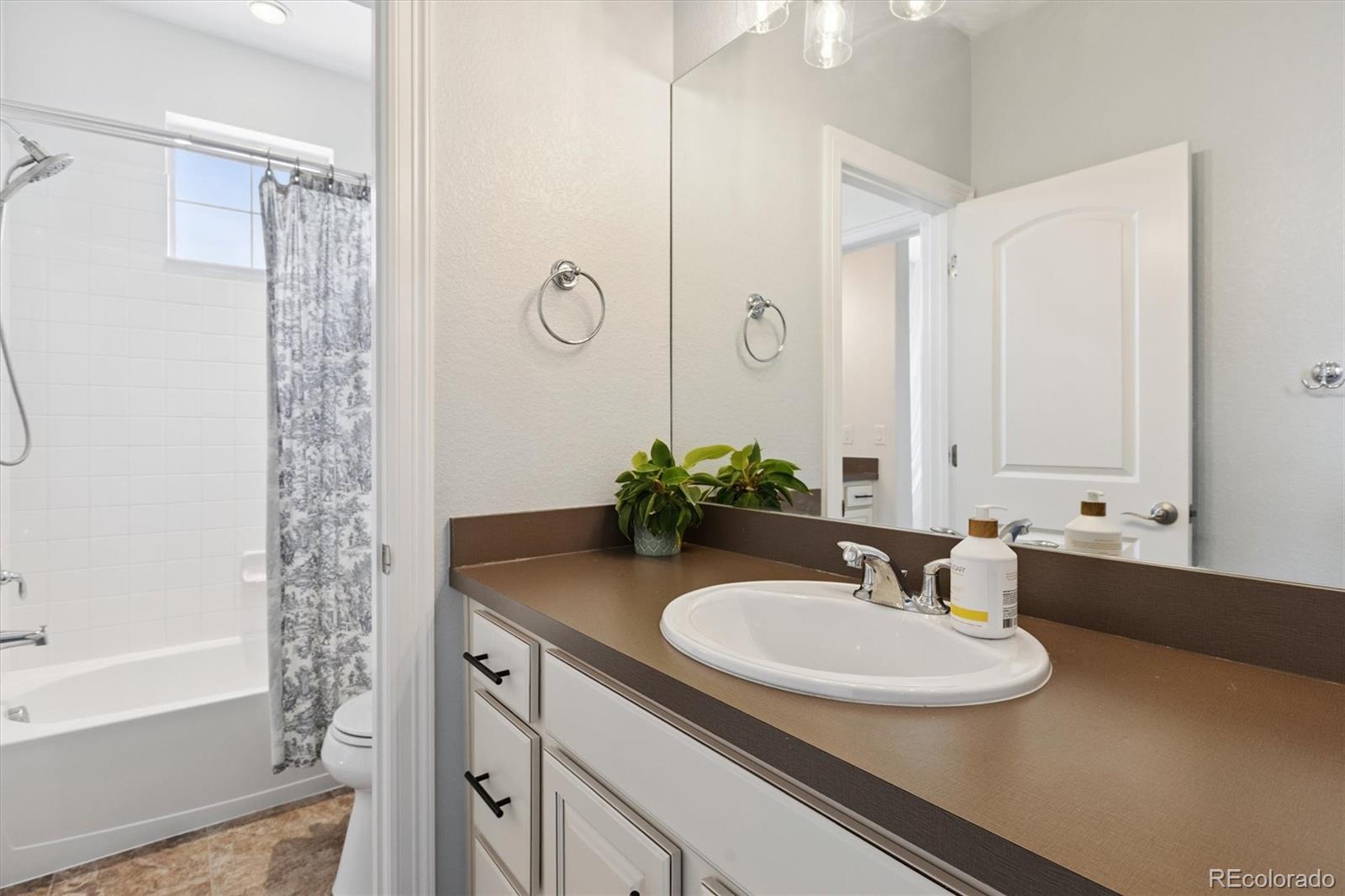 21815 E Idyllwilde Drive