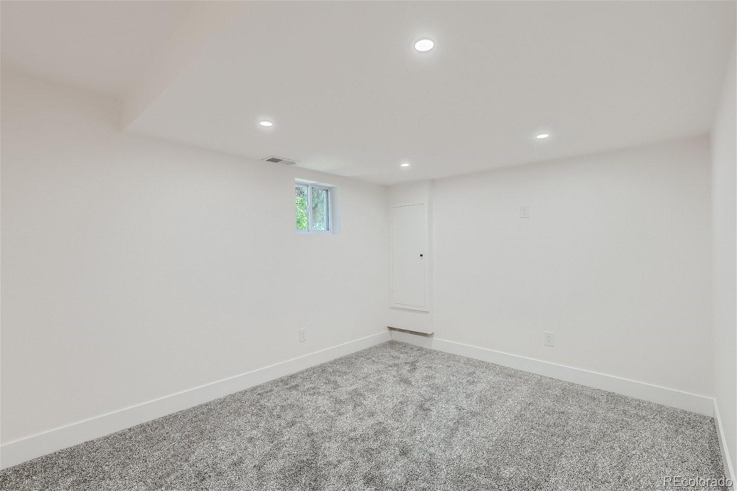 4070 S Spruce Street