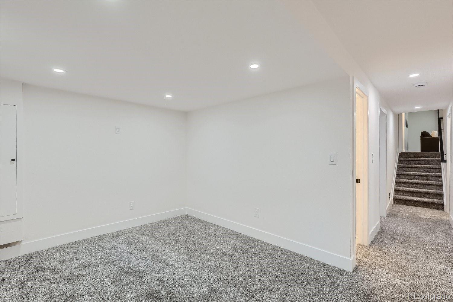 4070 S Spruce Street