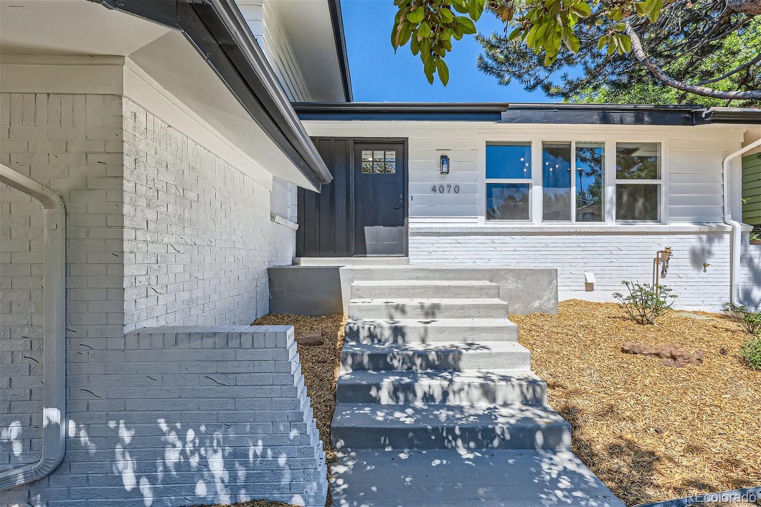 4070 S Spruce Street