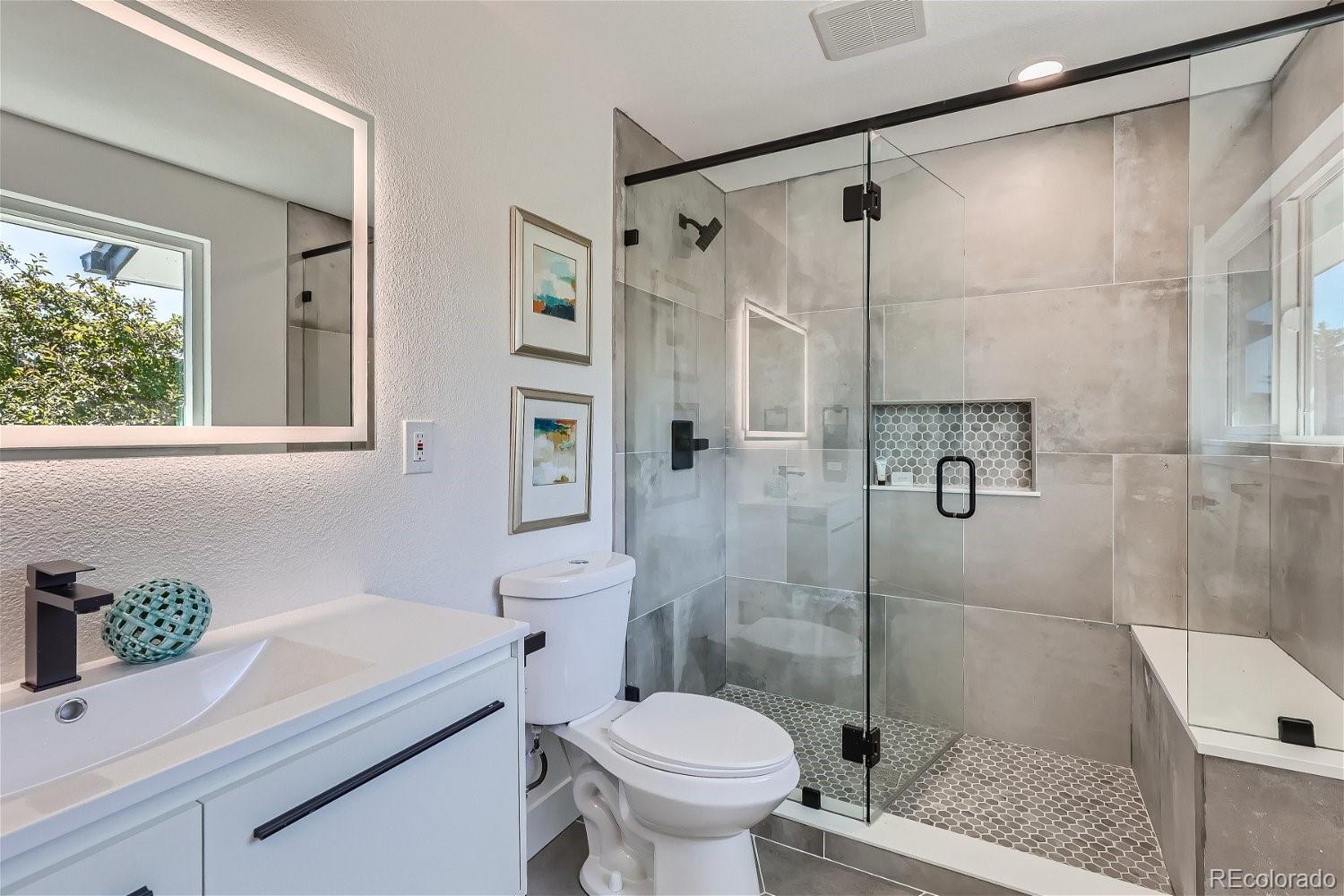 4070 S Spruce Street