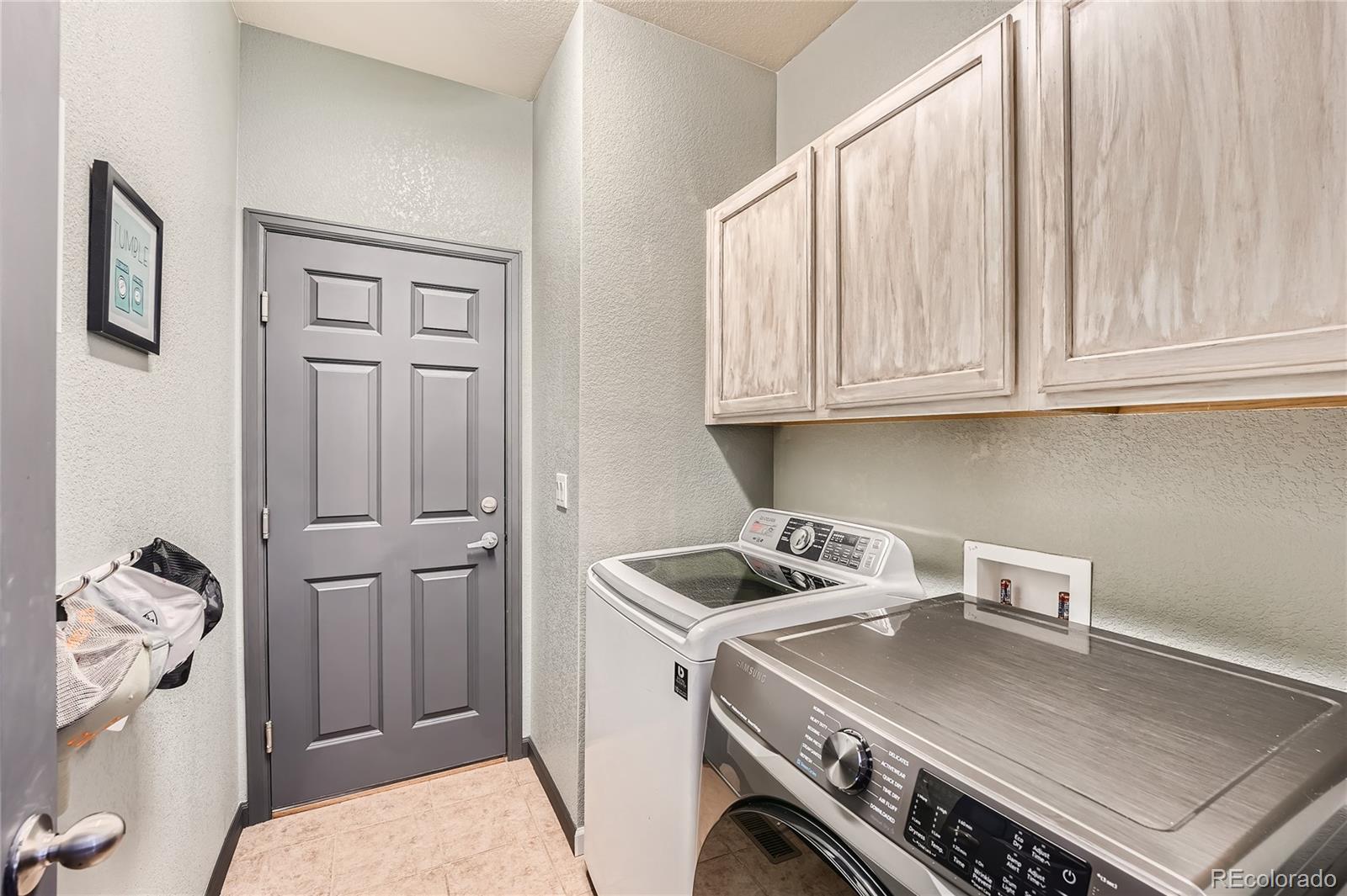 25491 E Ottawa Drive