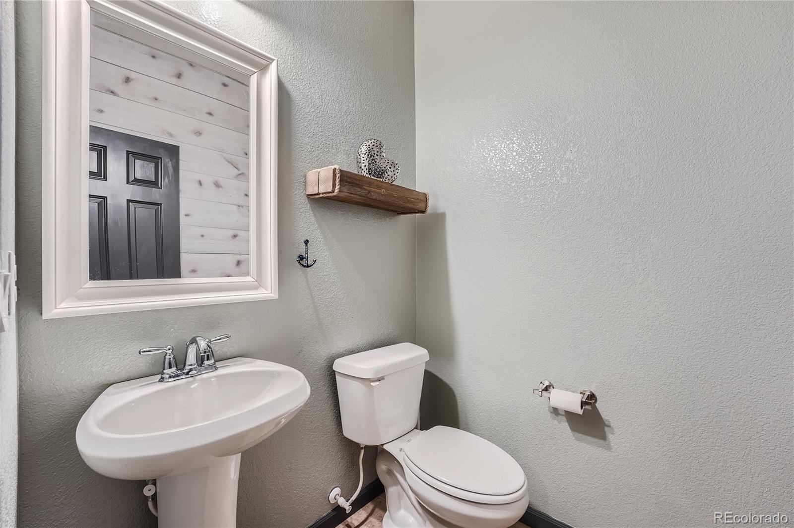 25491 E Ottawa Drive