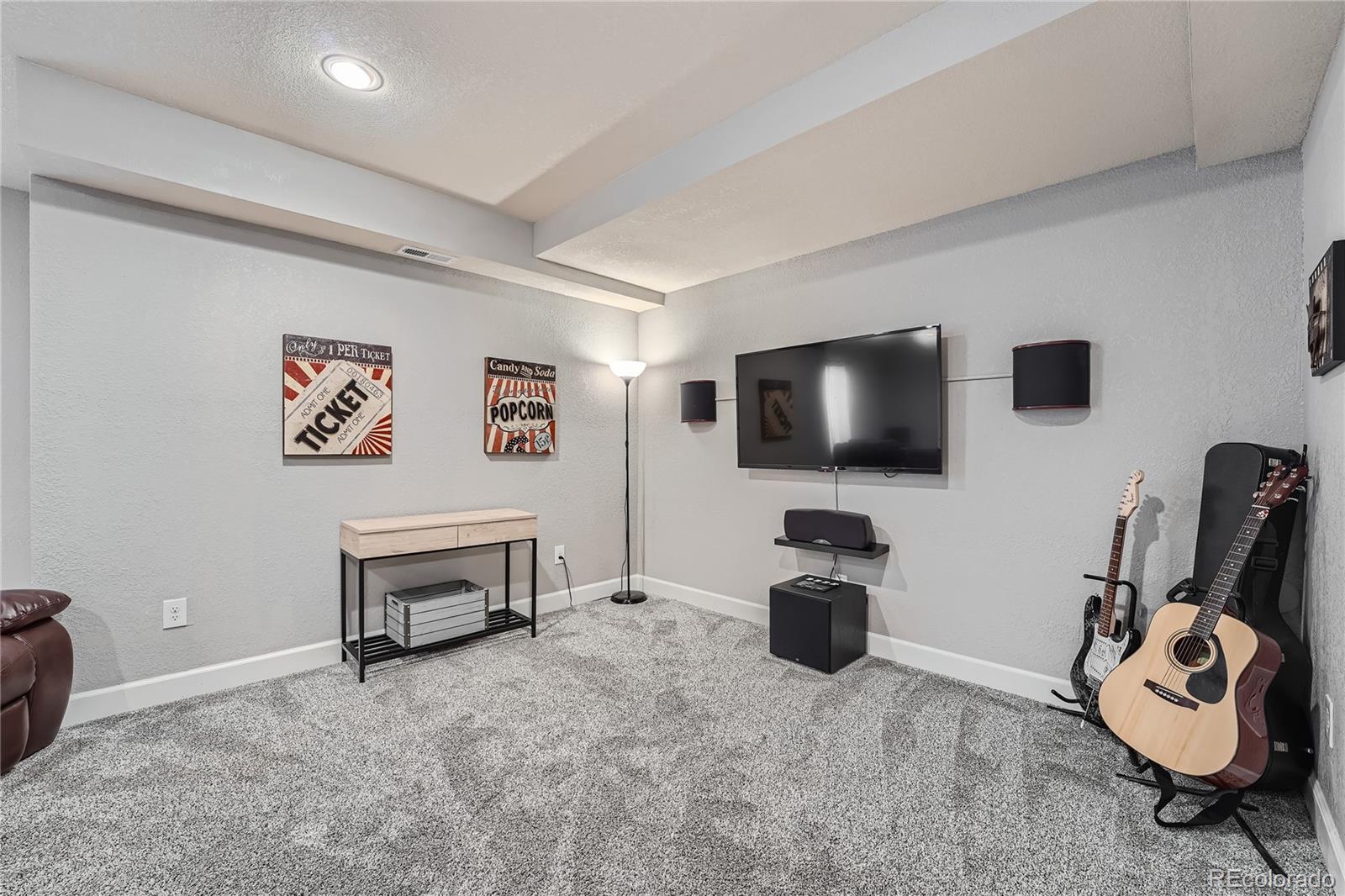 25491 E Ottawa Drive