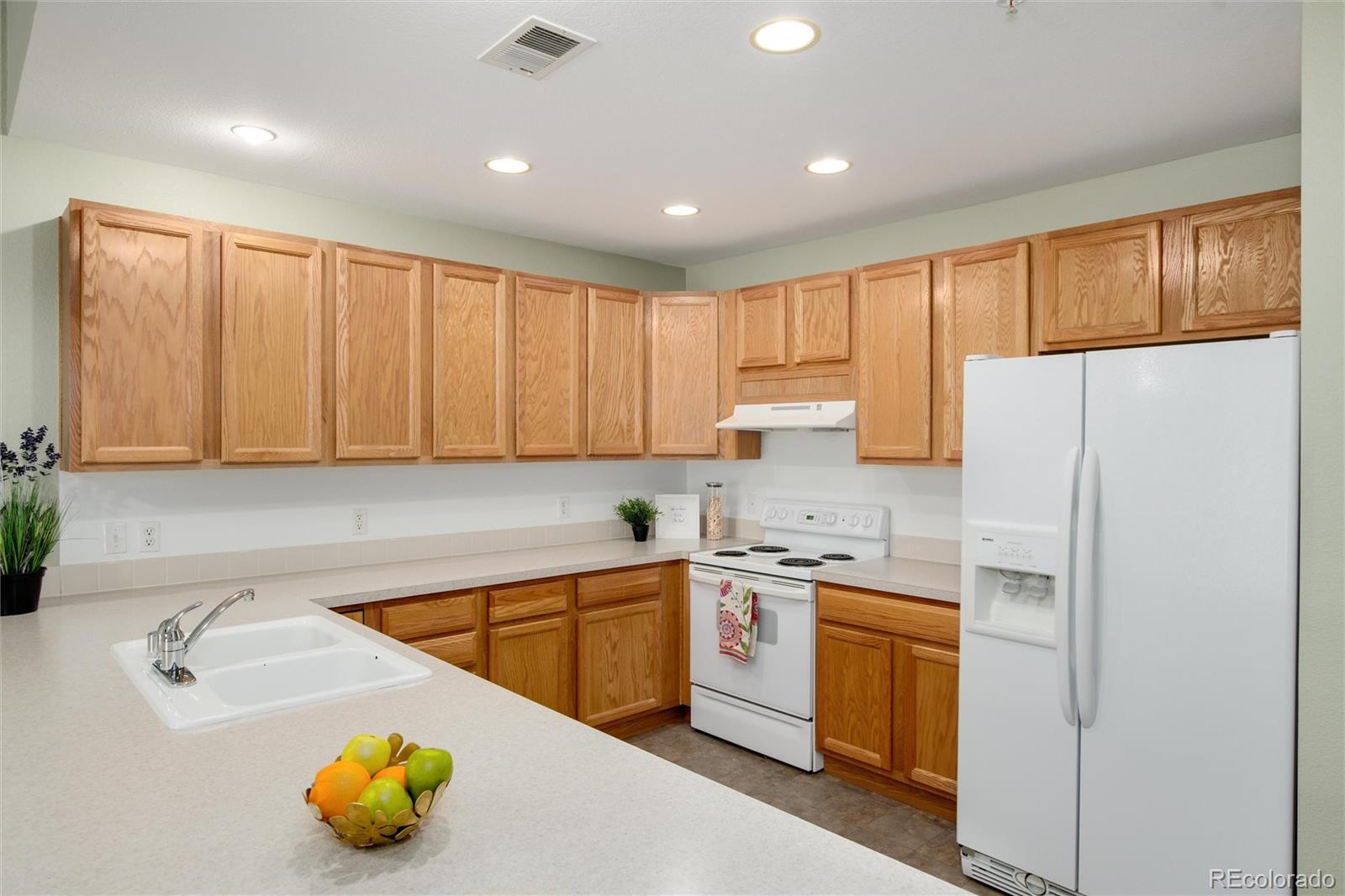 6000 W Floyd Avenue Unit: 103