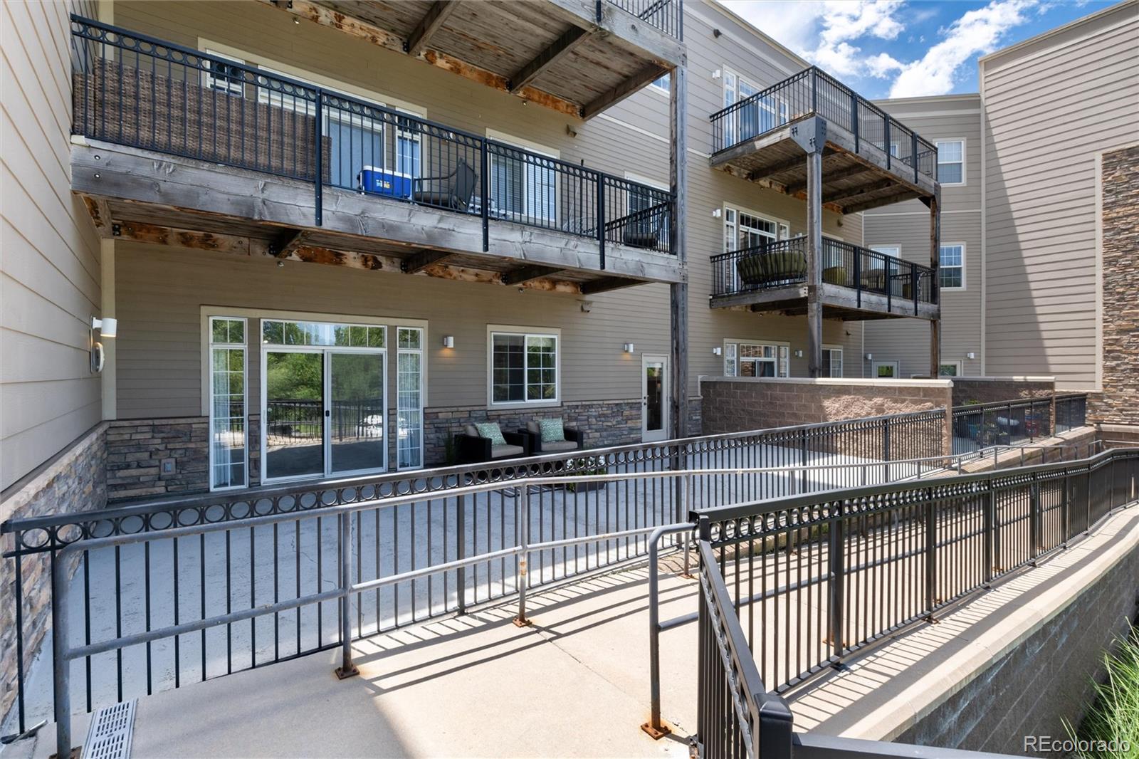 6000 W Floyd Avenue Unit: 103