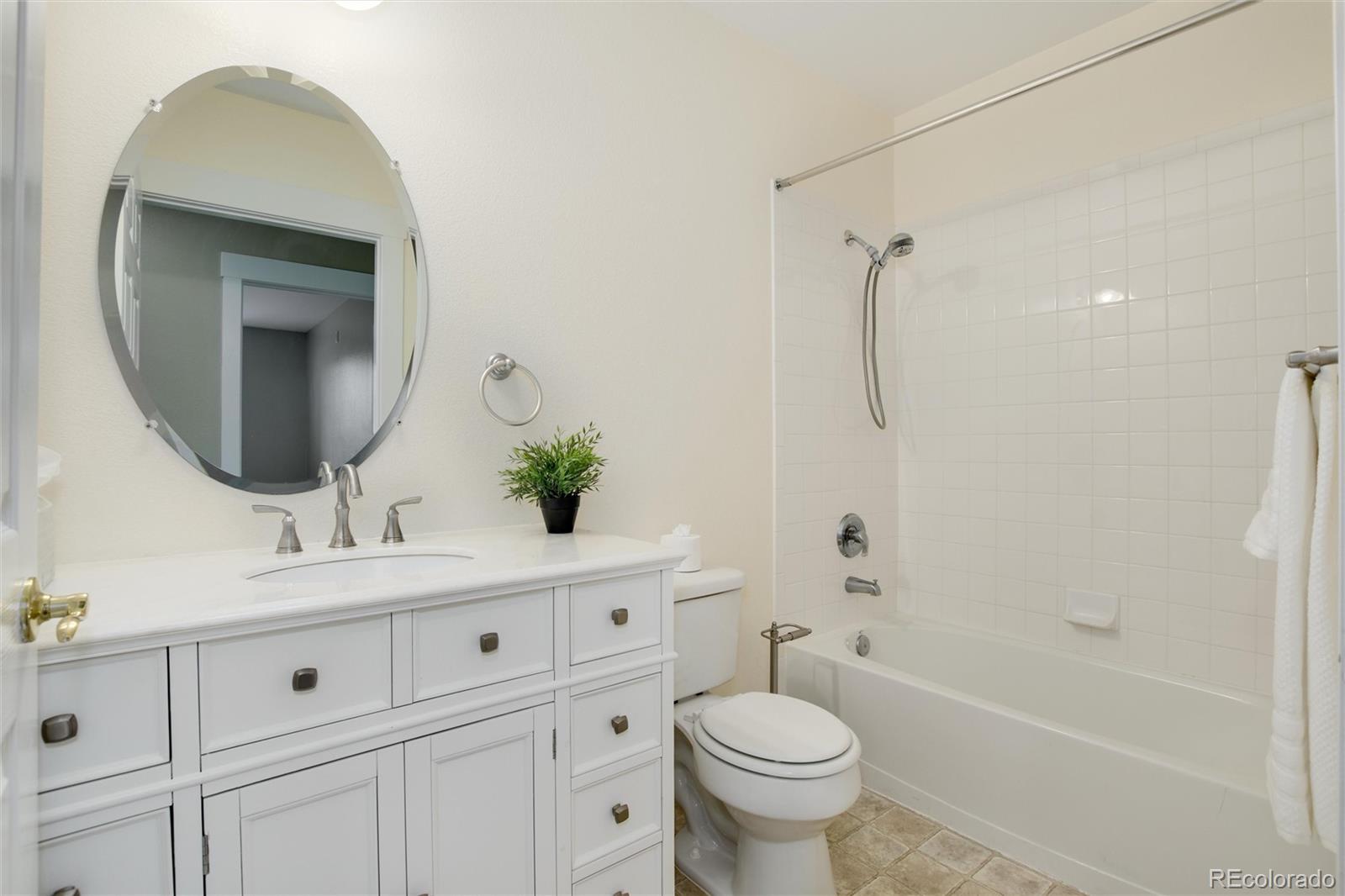 6000 W Floyd Avenue Unit: 103