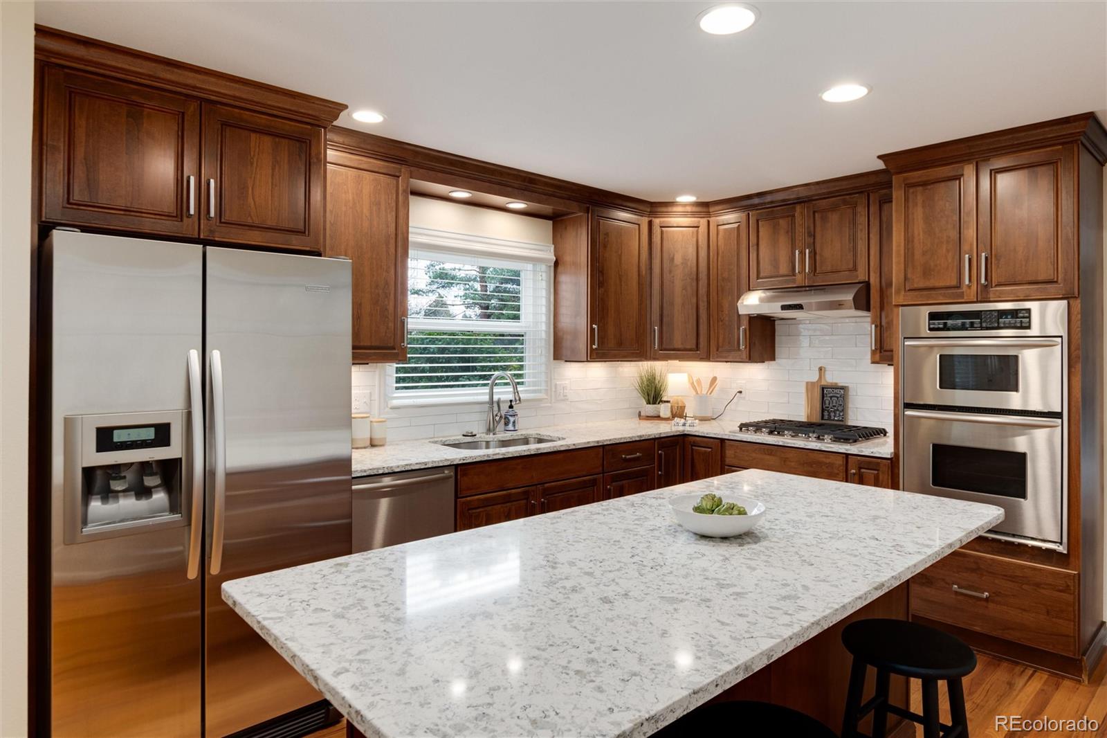 7024 S Oneida Circle