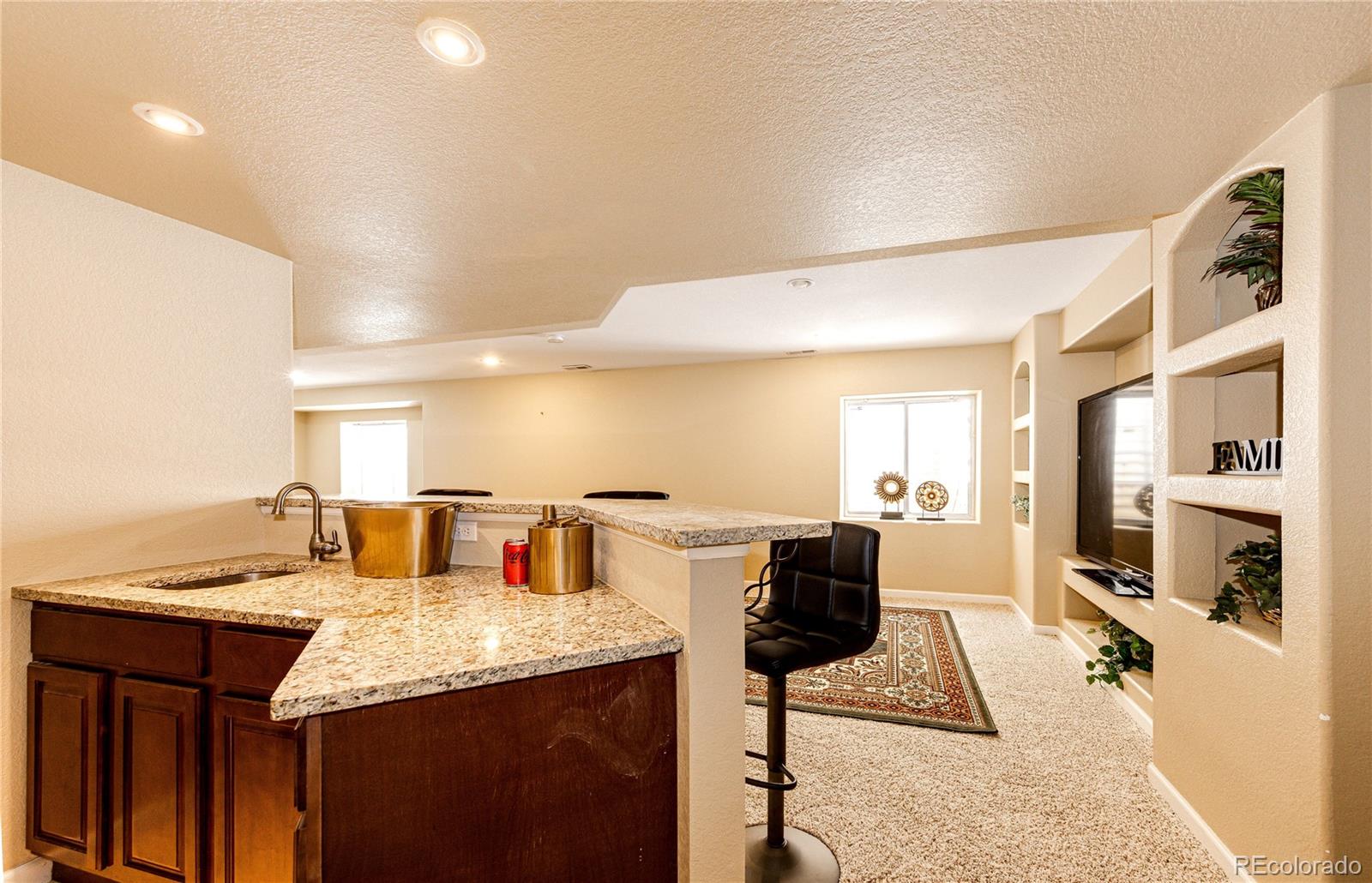 4953 S Eaton Parkway