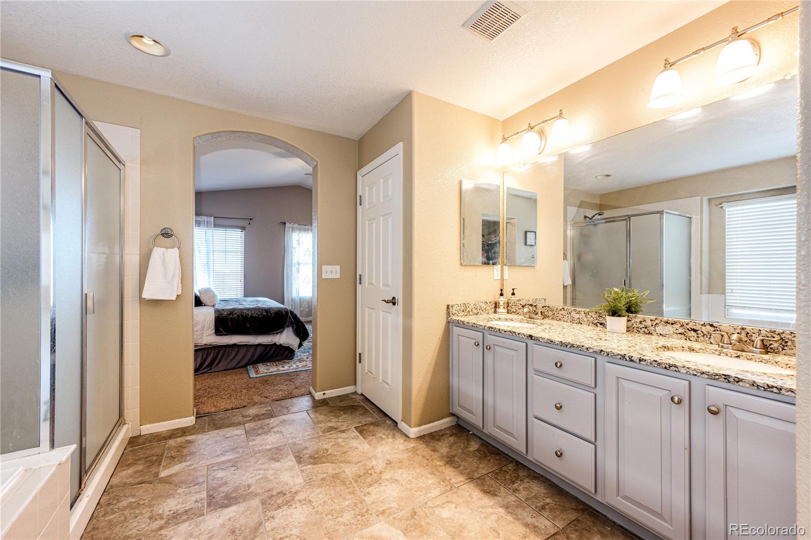 4953 S Eaton Parkway