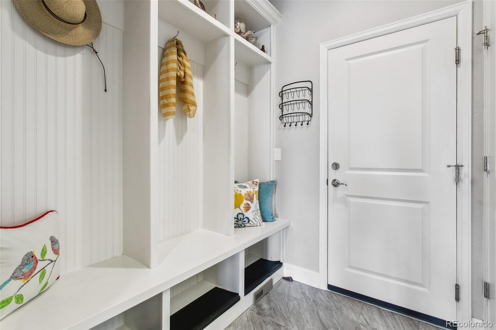 1325 Promontory Crest View