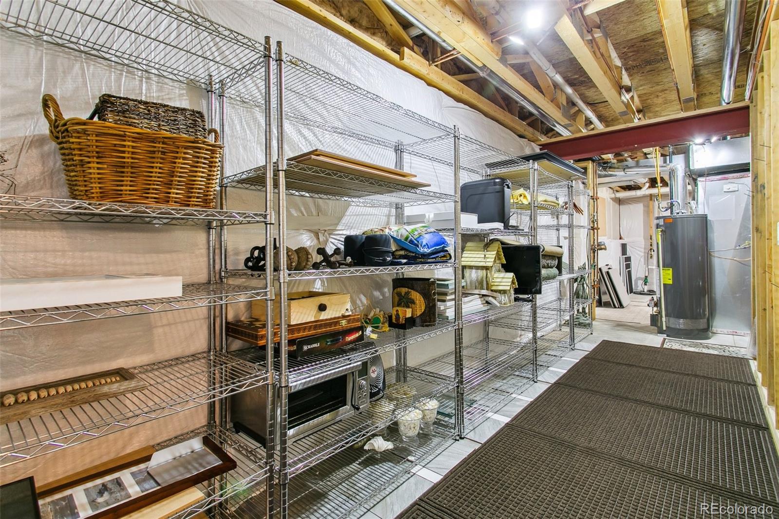 1325 Promontory Crest View