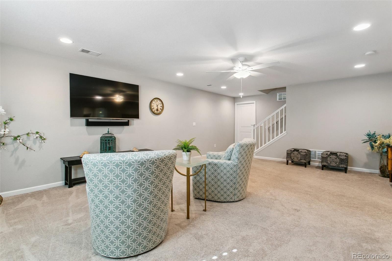 1325 Promontory Crest View