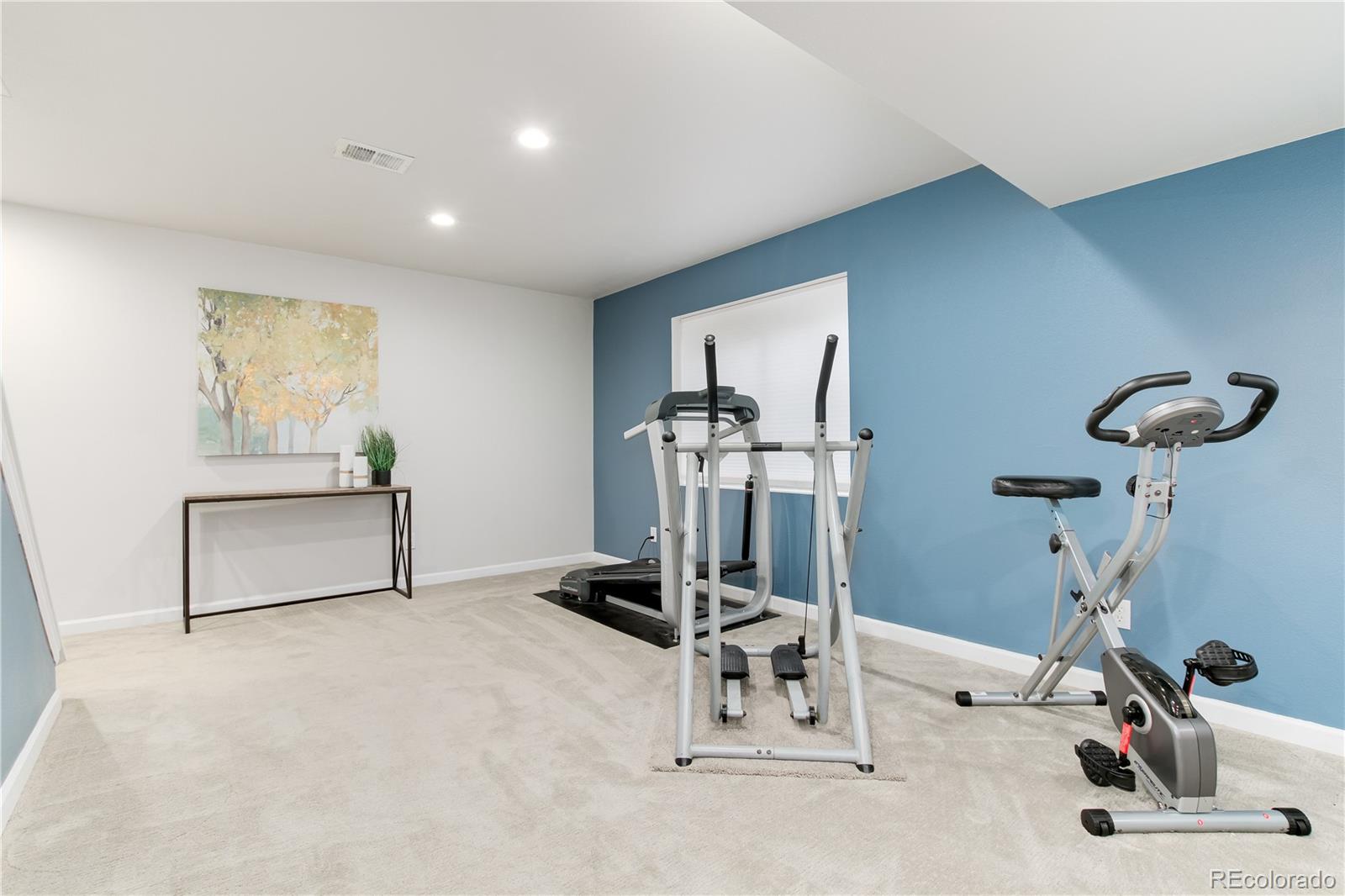 9712 Golden Eagle Avenue