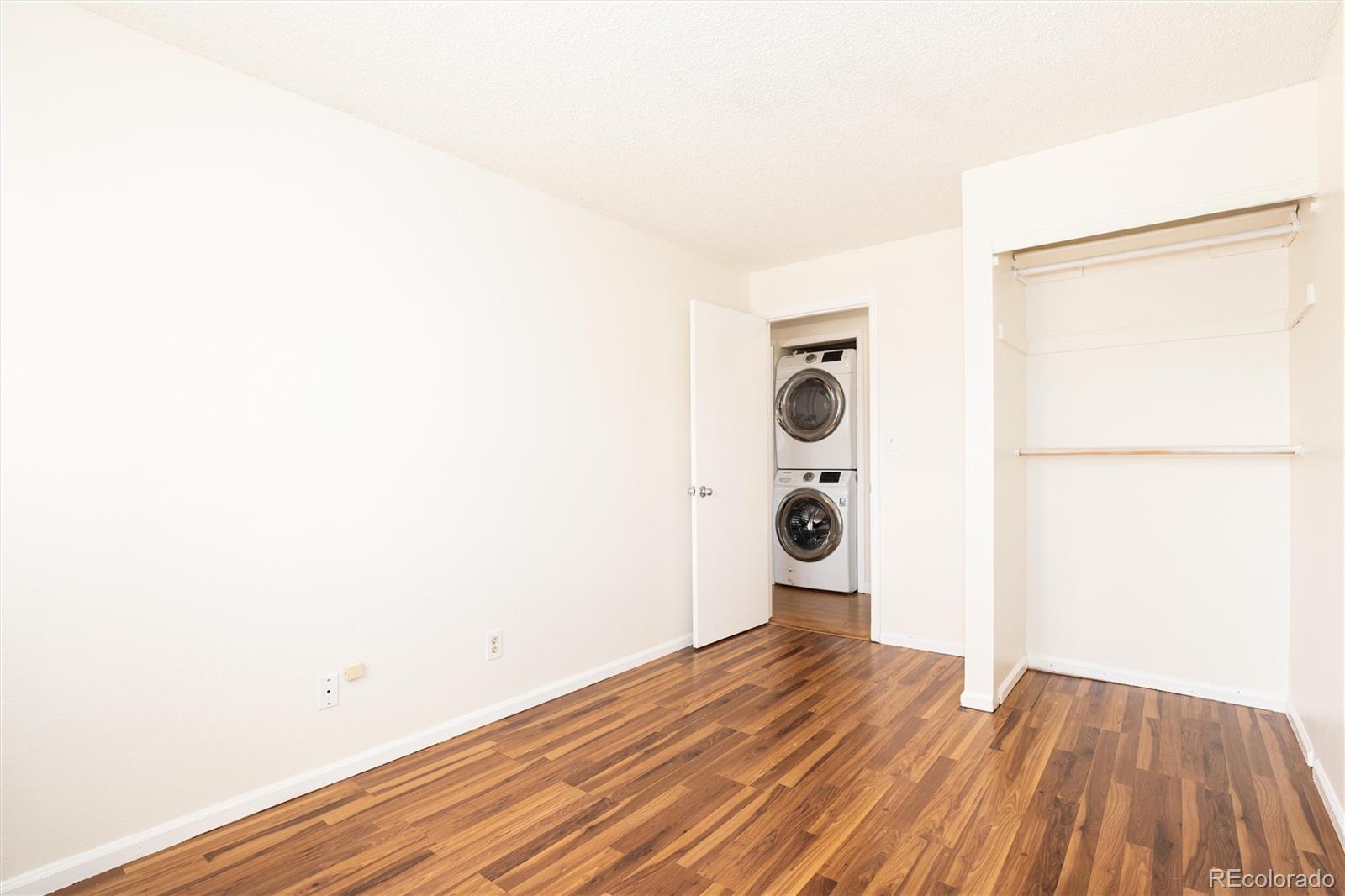 6380 Oak Street Unit: 301