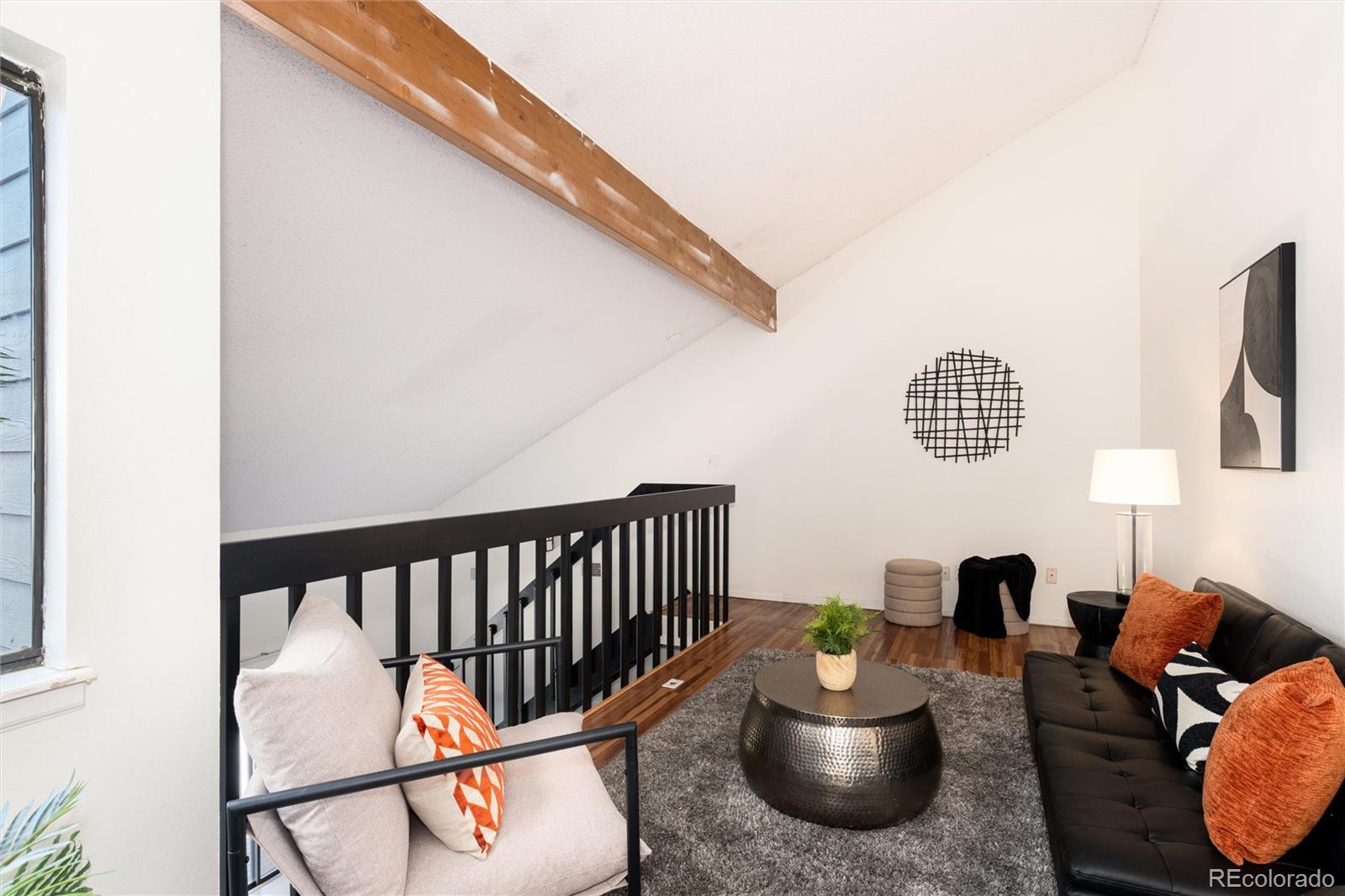 6380 Oak Street Unit: 301