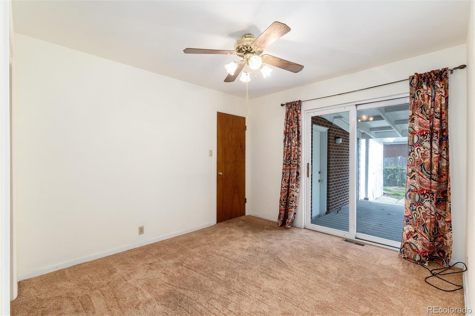 5582 E Colorado Avenue