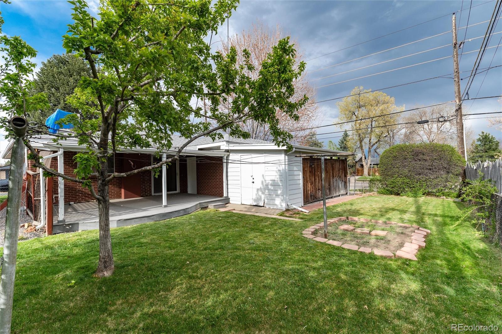 5582 E Colorado Avenue