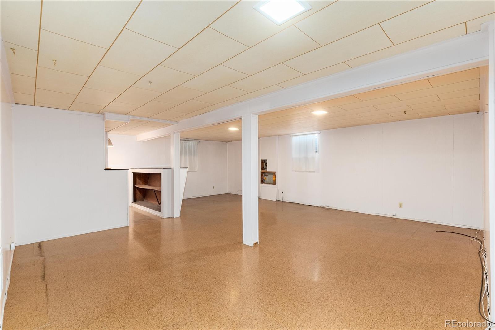 5582 E Colorado Avenue