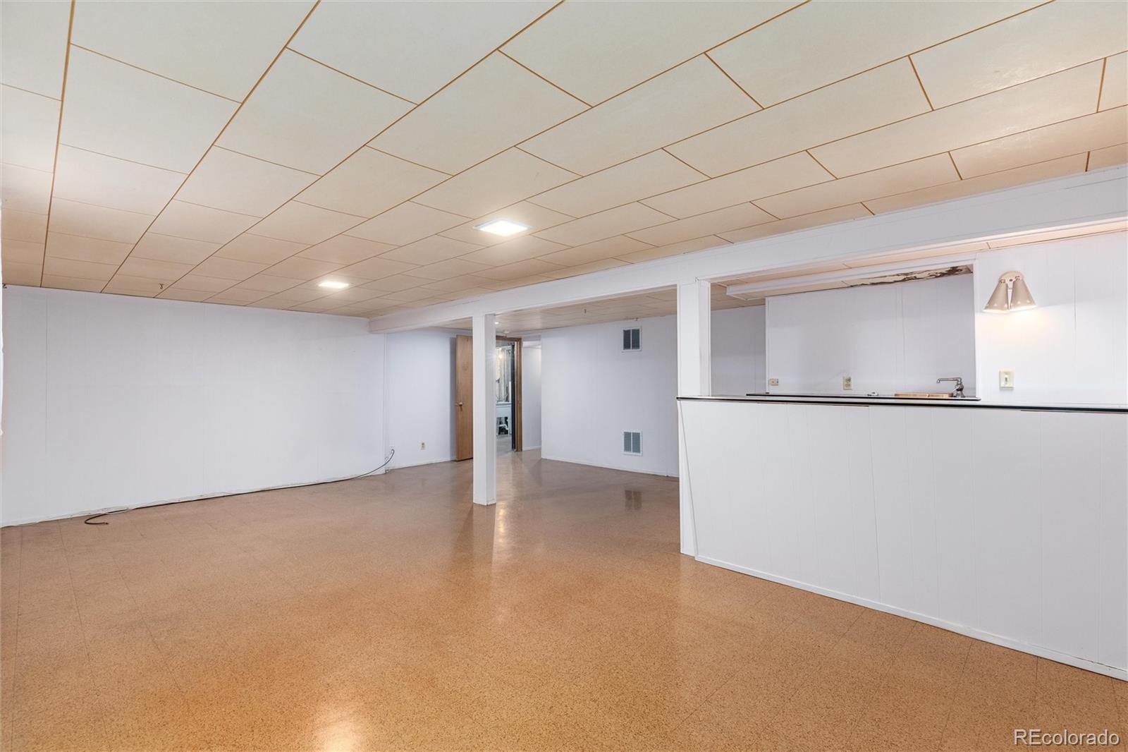 5582 E Colorado Avenue