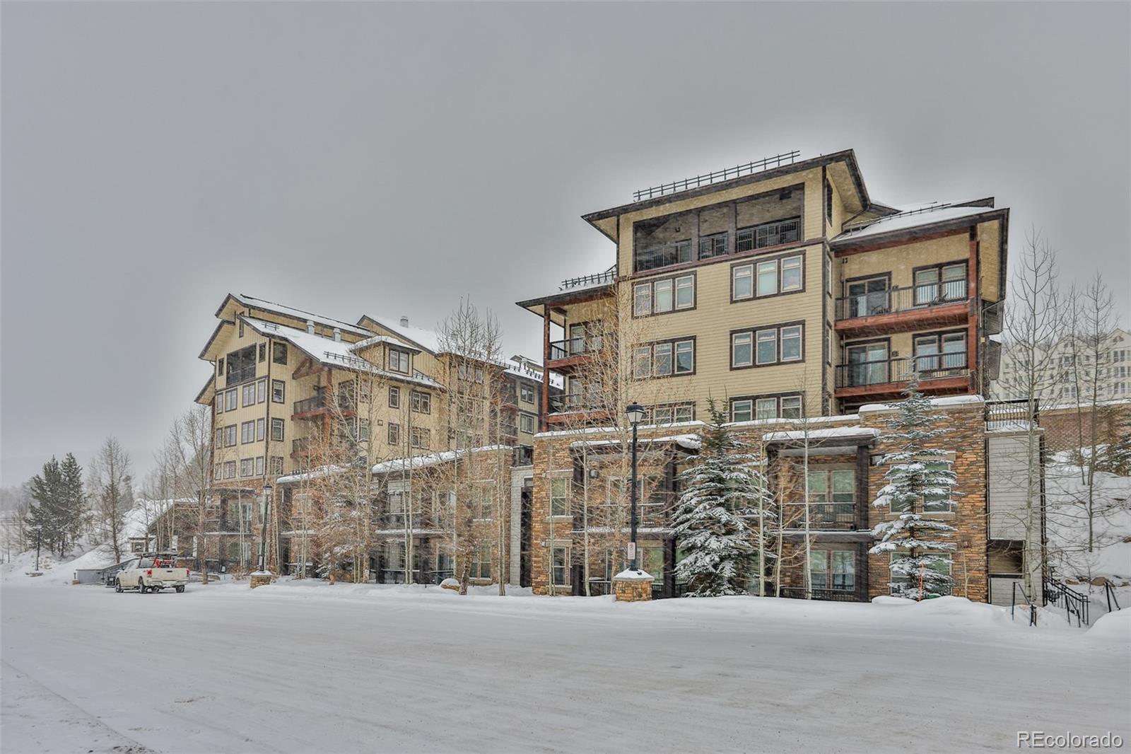 670 Winter Park Drive Unit: 3513