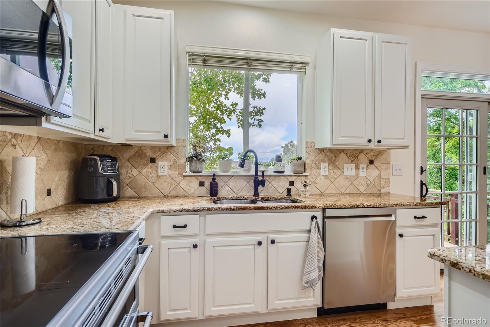 11335 Mesa Verde Way