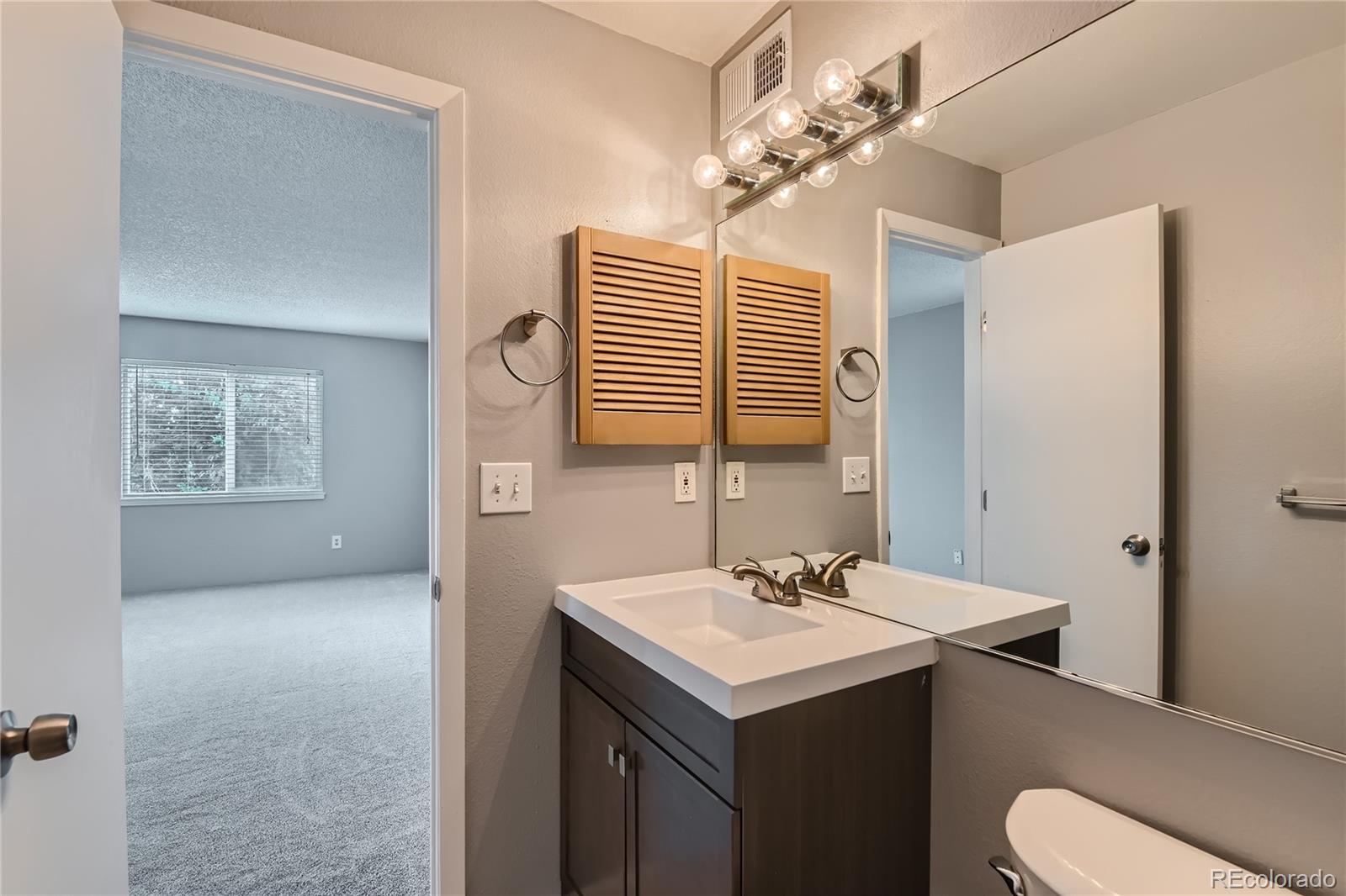 3440 S Eagle Street Unit: 203