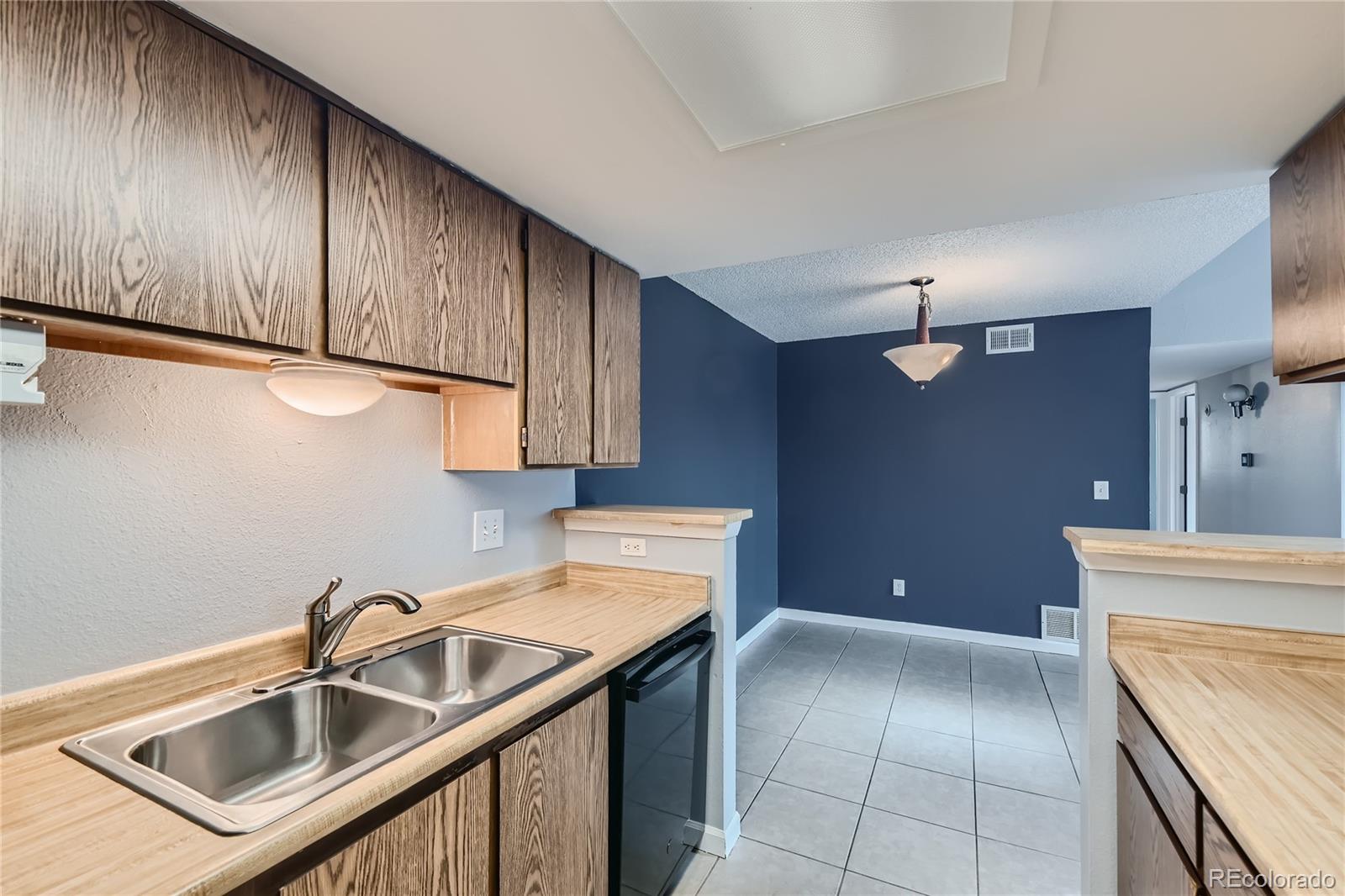 3440 S Eagle Street Unit: 203