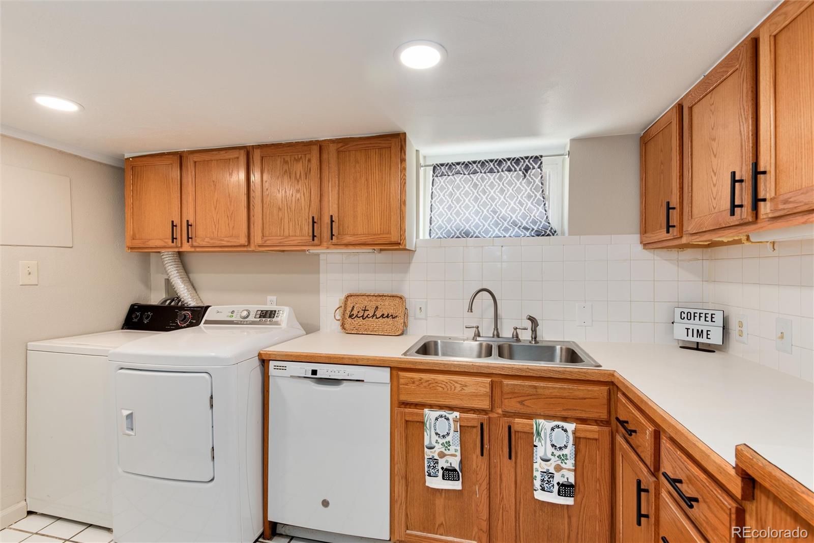 2754 S Sherman Street