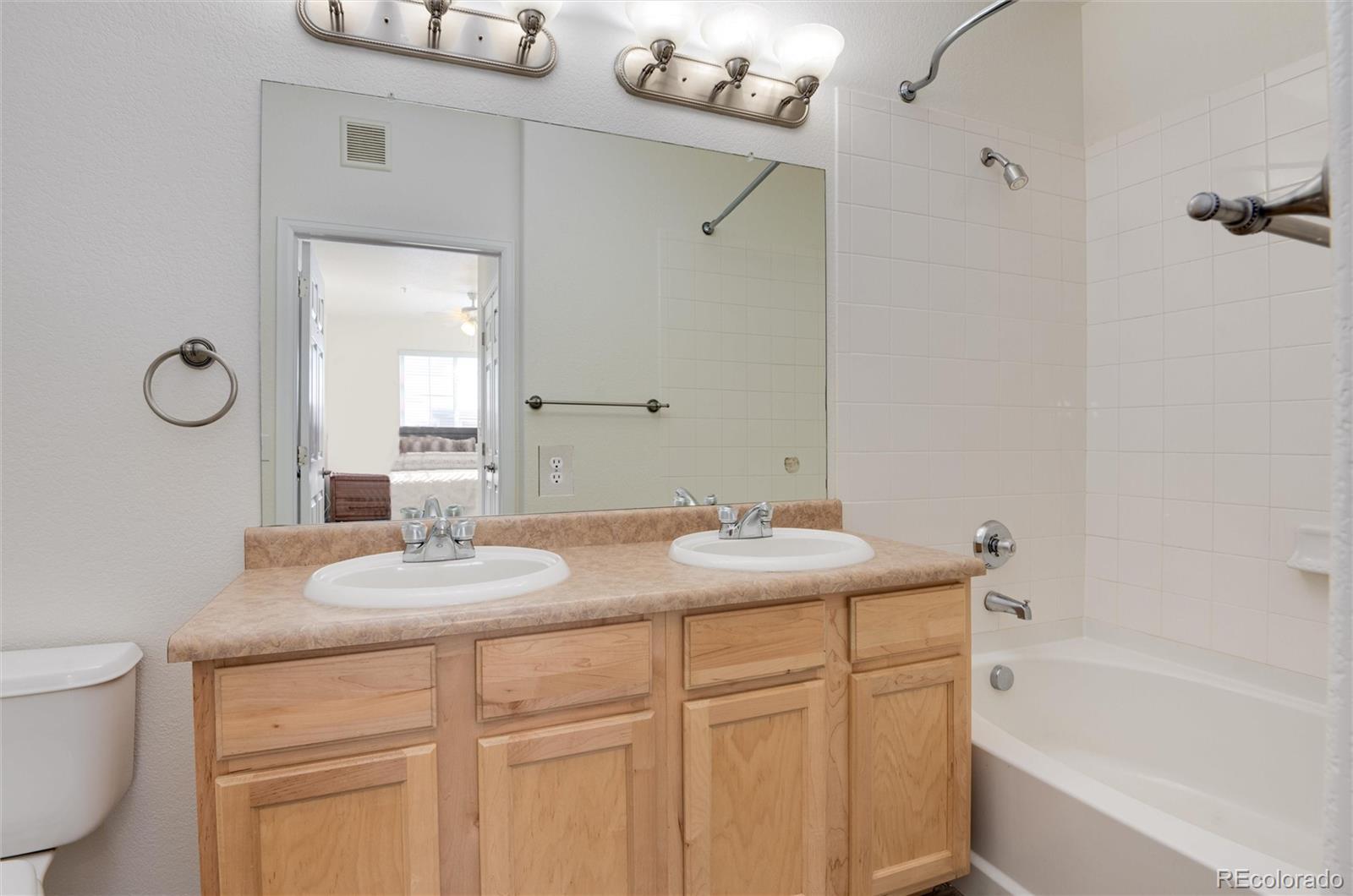 15700 E Jamison Drive Unit: 7107