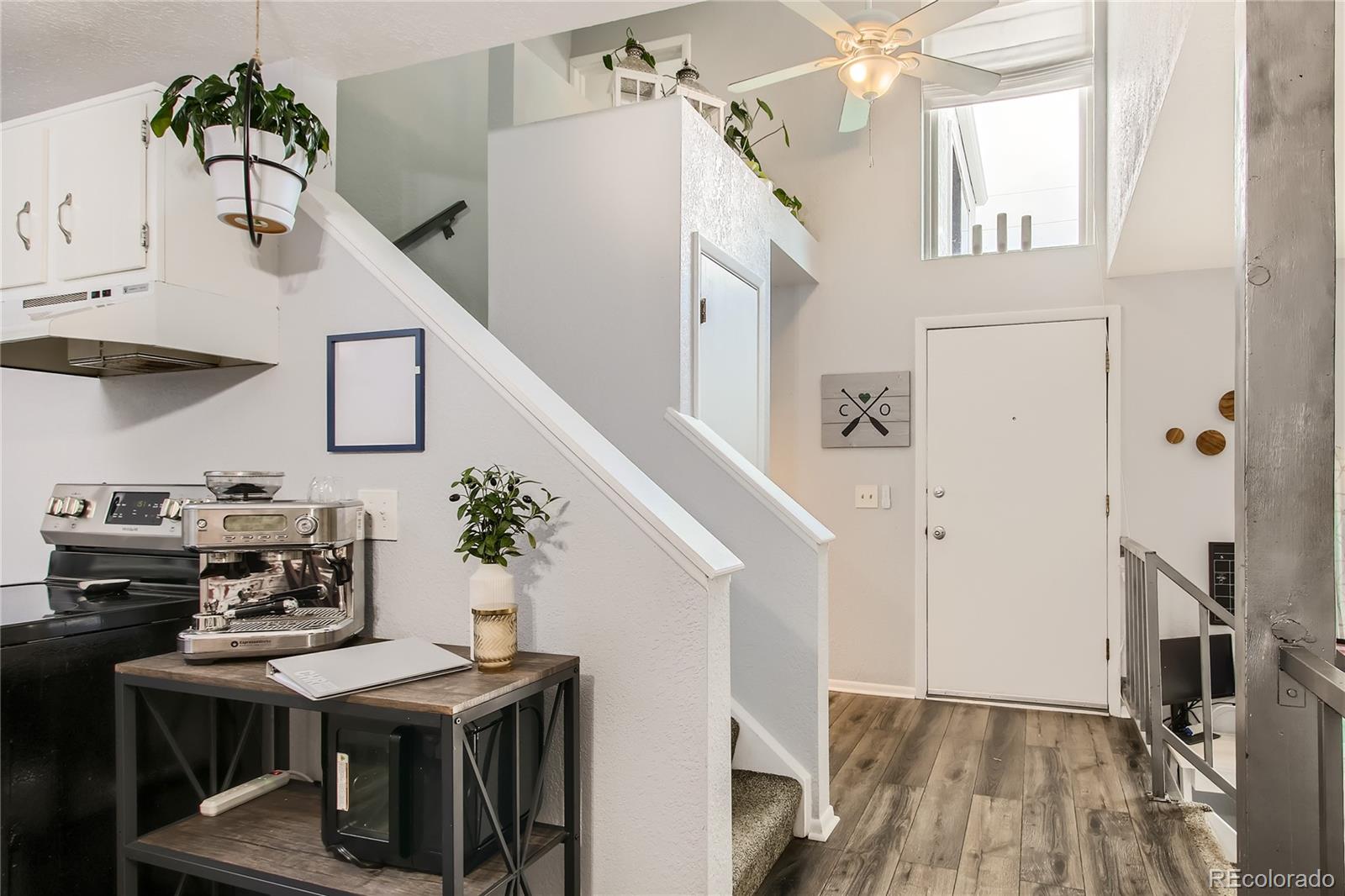 1315 Estes Street Unit: 15C