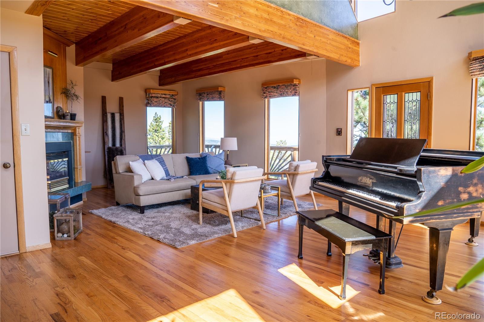 854 Divide View Drive