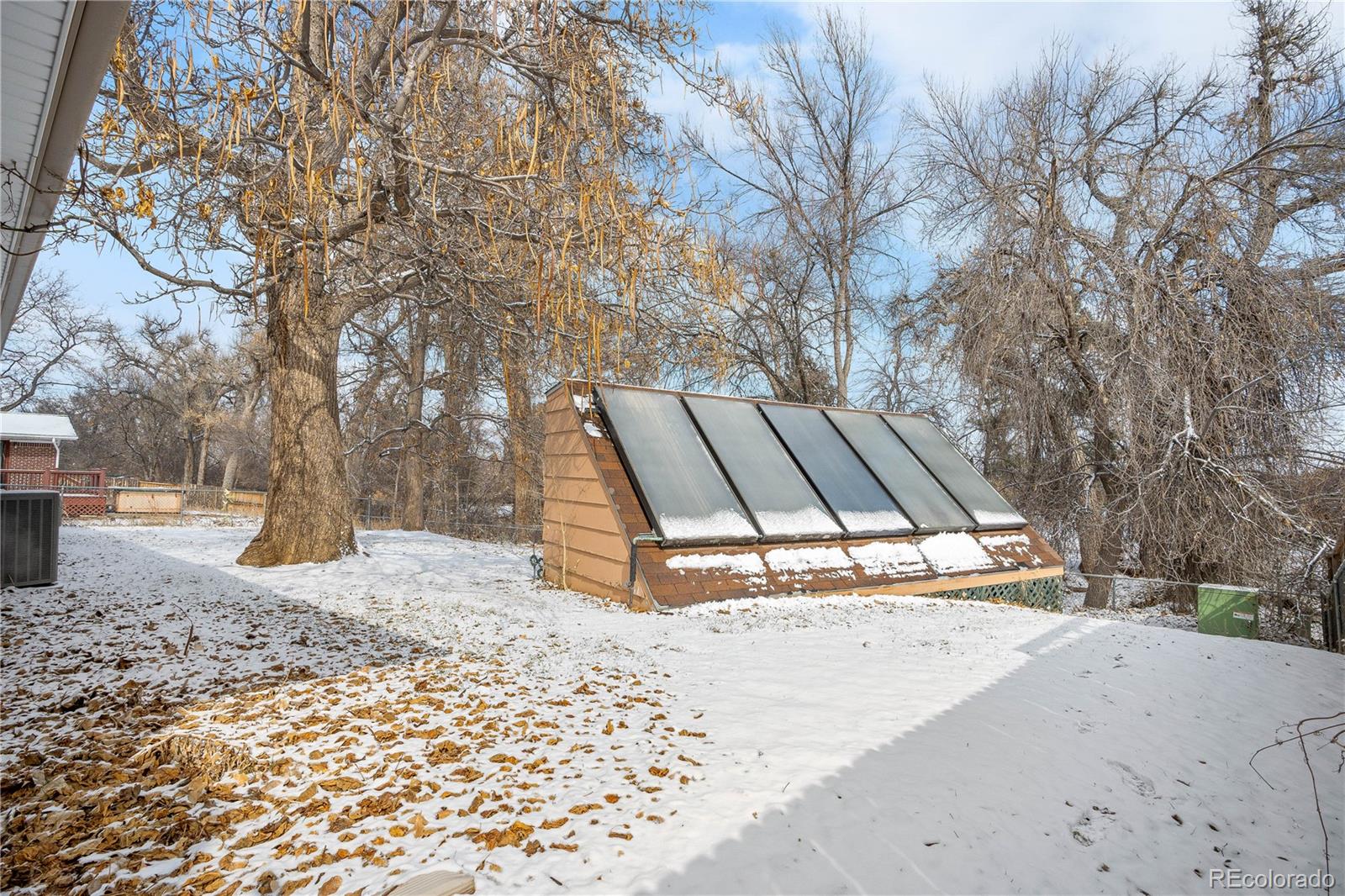 2842 S Newport Street