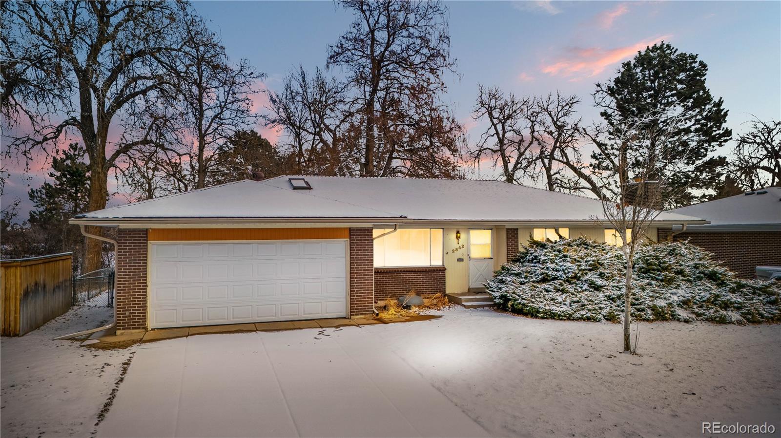 2842 S Newport Street