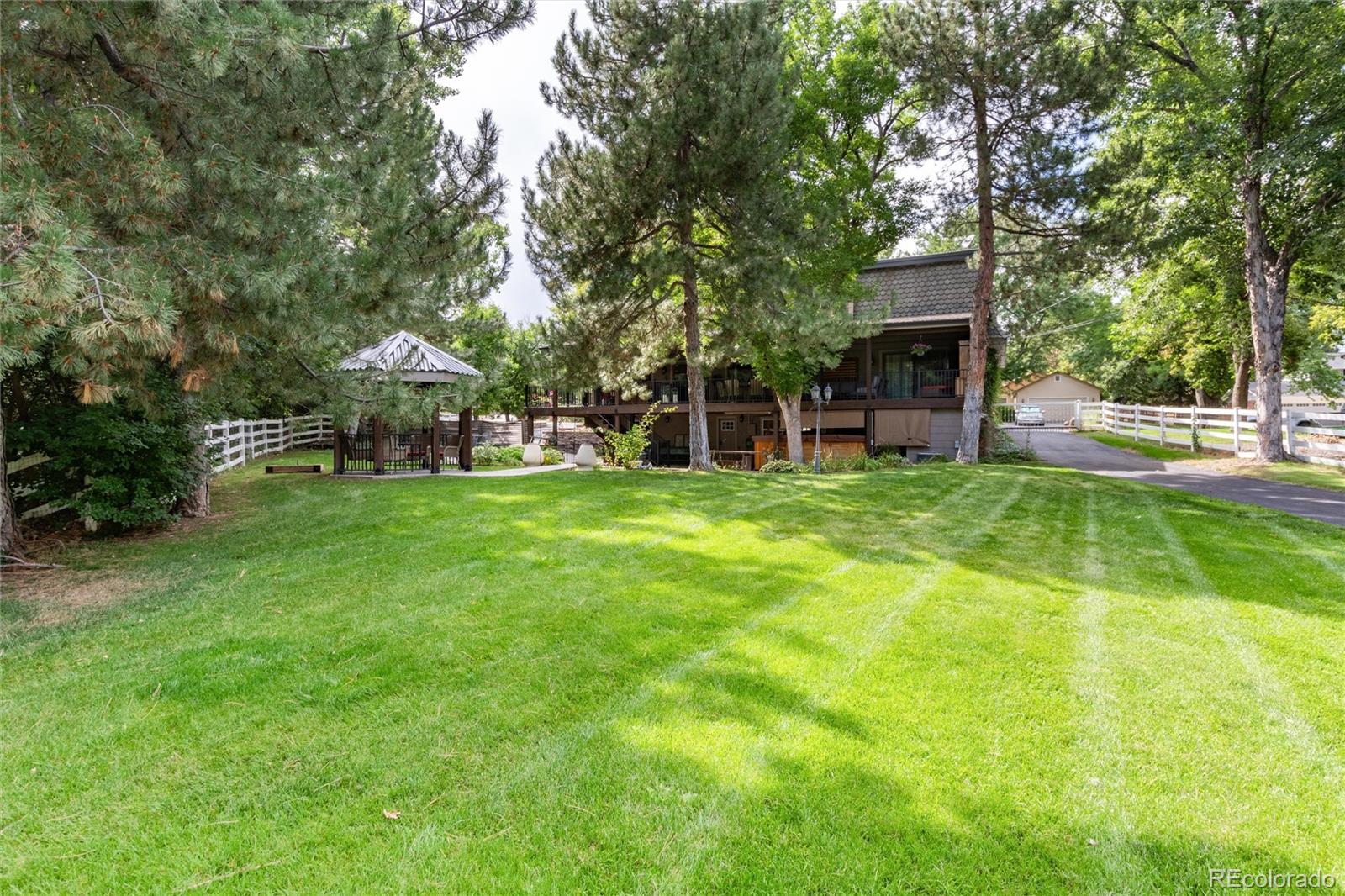 730 Crescent Lane