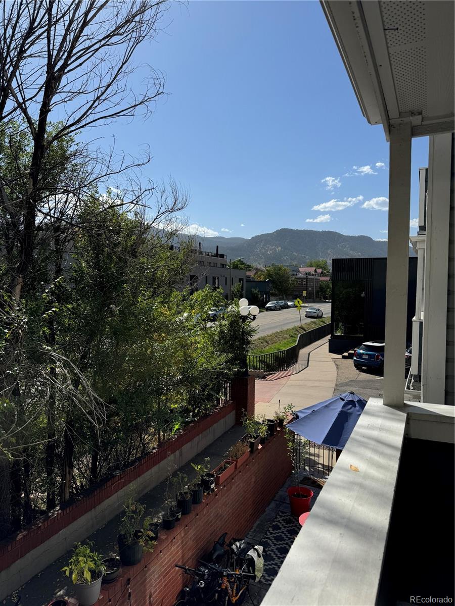 2201 Pearl Street Unit: 104