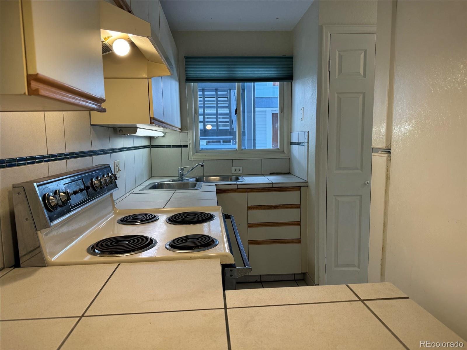 2201 Pearl Street Unit: 104