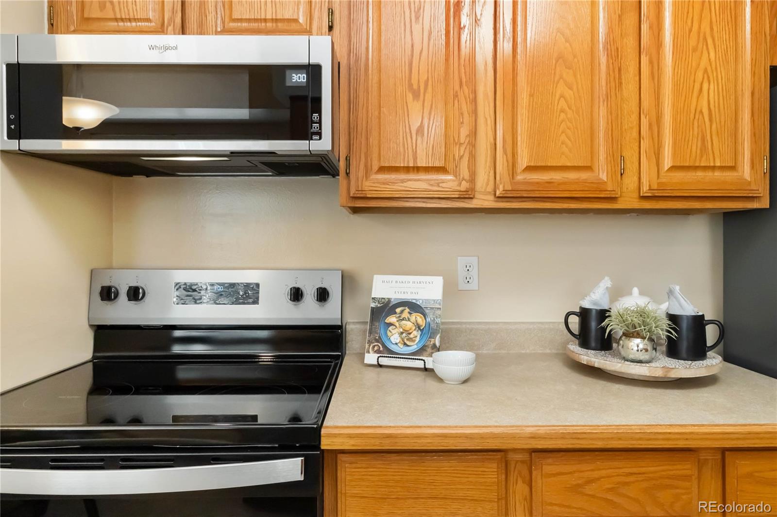 2169 S Everett Street