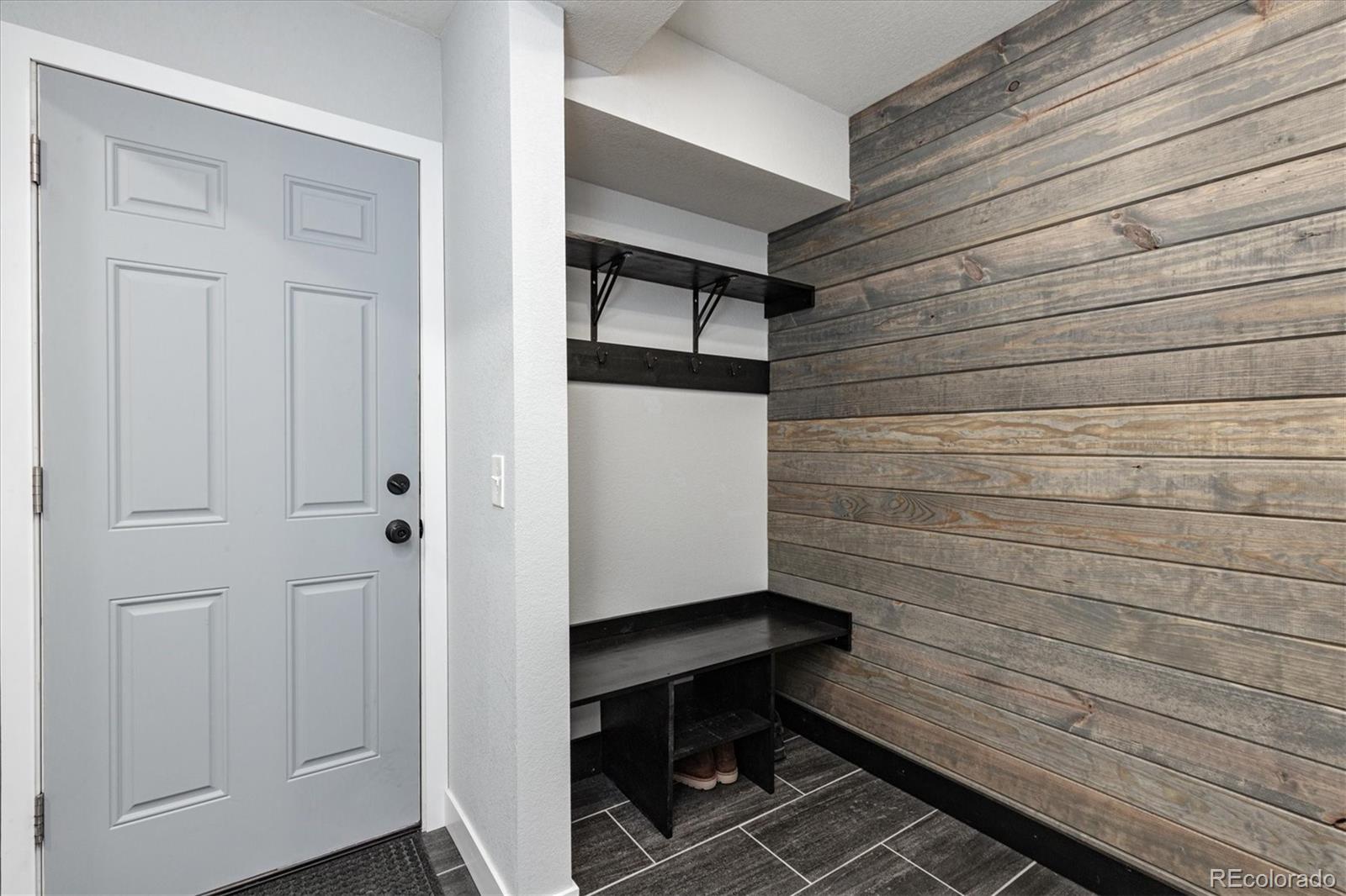 7017 W Elmhurst Avenue