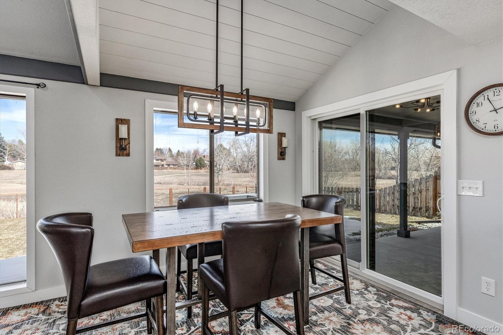 7017 W Elmhurst Avenue