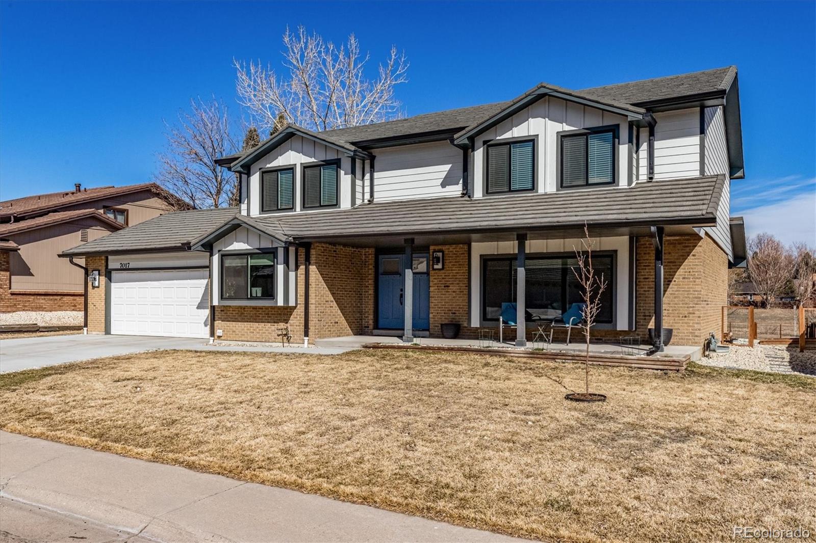 7017 W Elmhurst Avenue