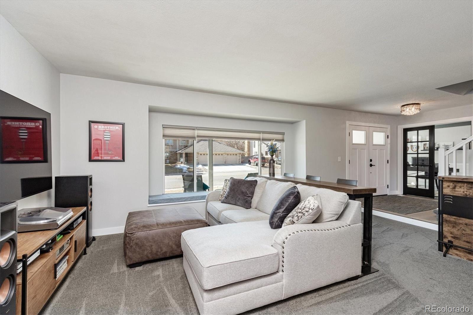 7017 W Elmhurst Avenue