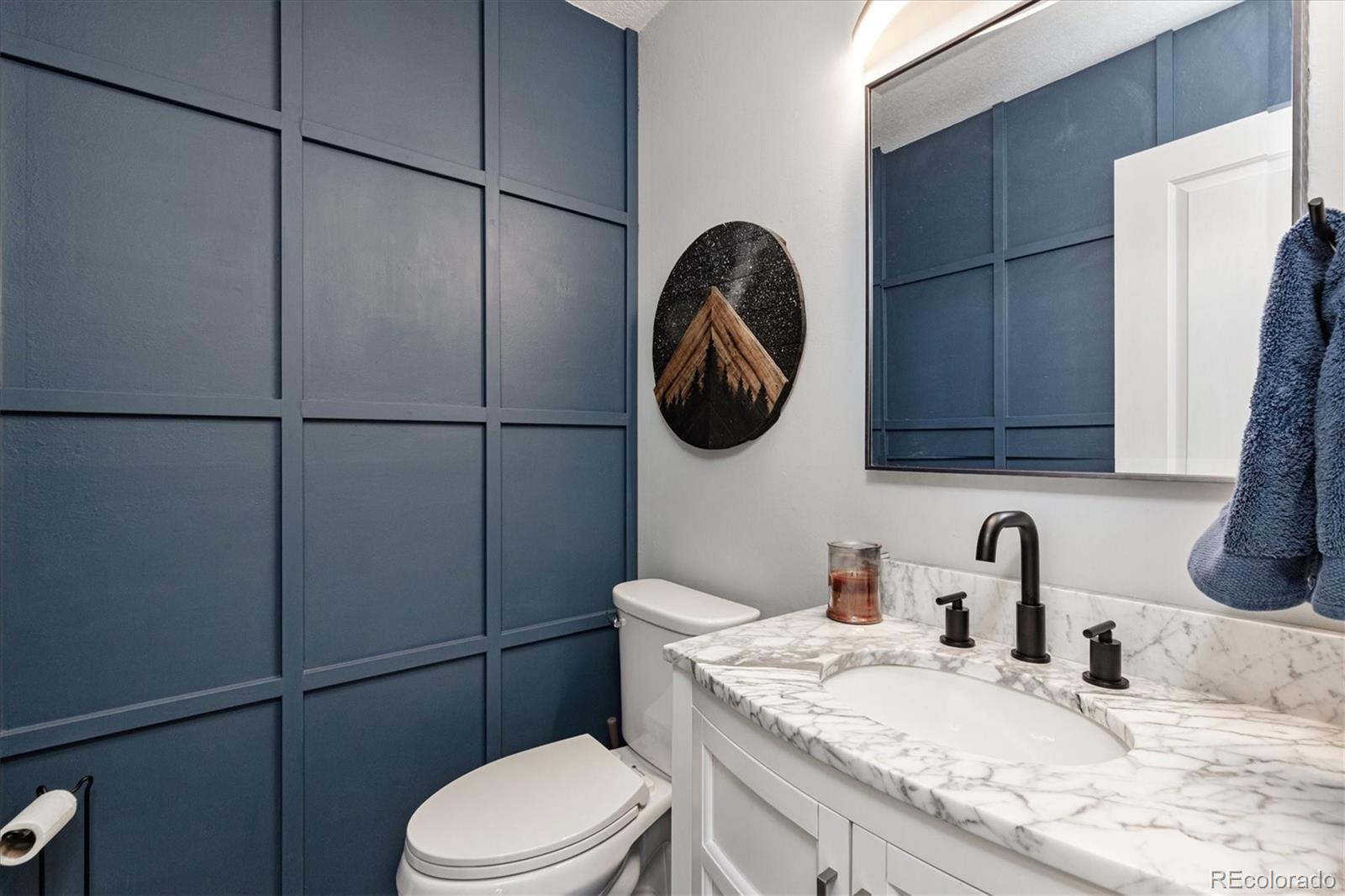 7017 W Elmhurst Avenue