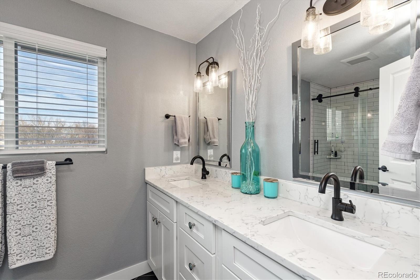 7017 W Elmhurst Avenue