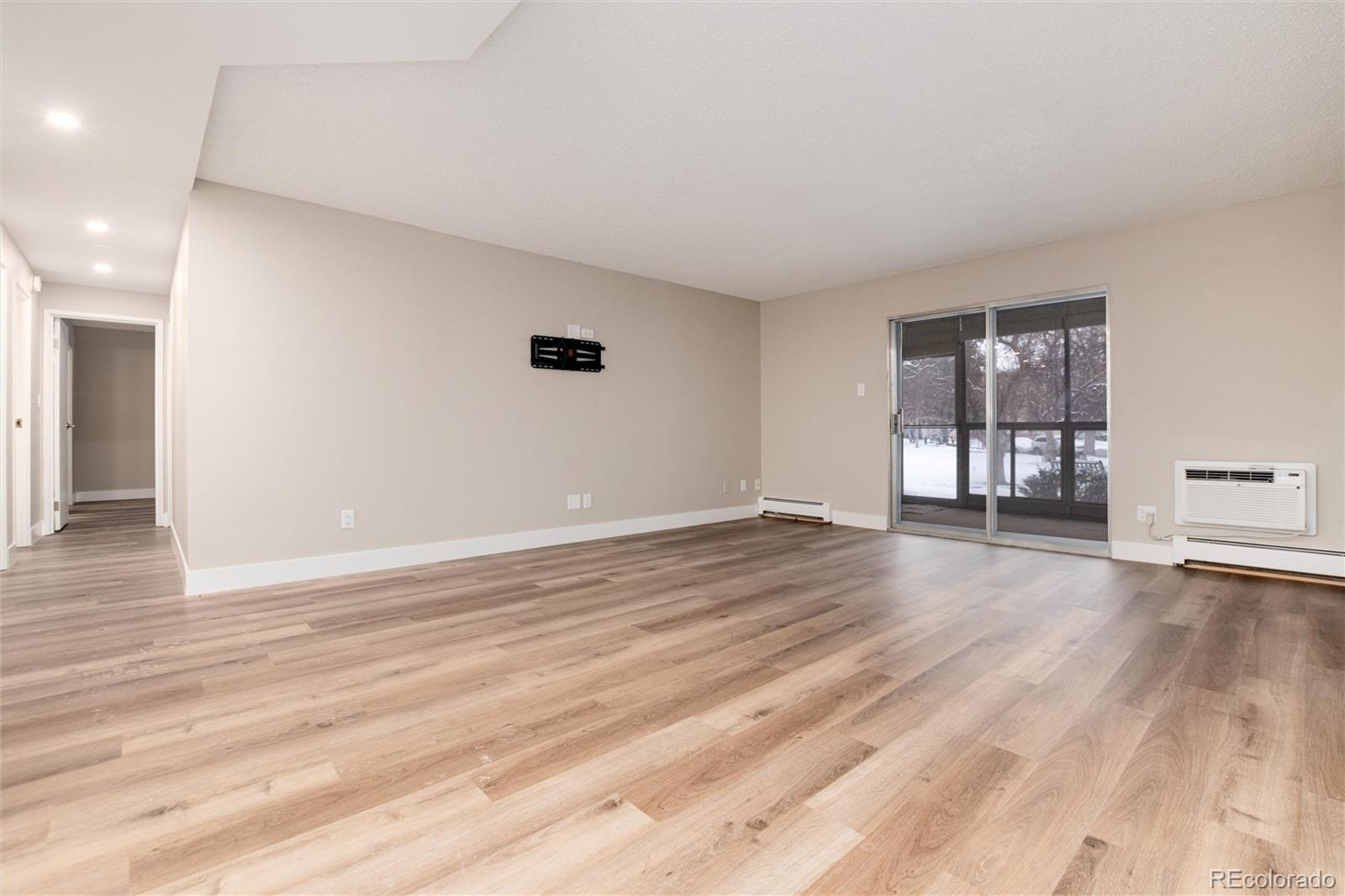 3144 S Wheeling Way Unit: 107