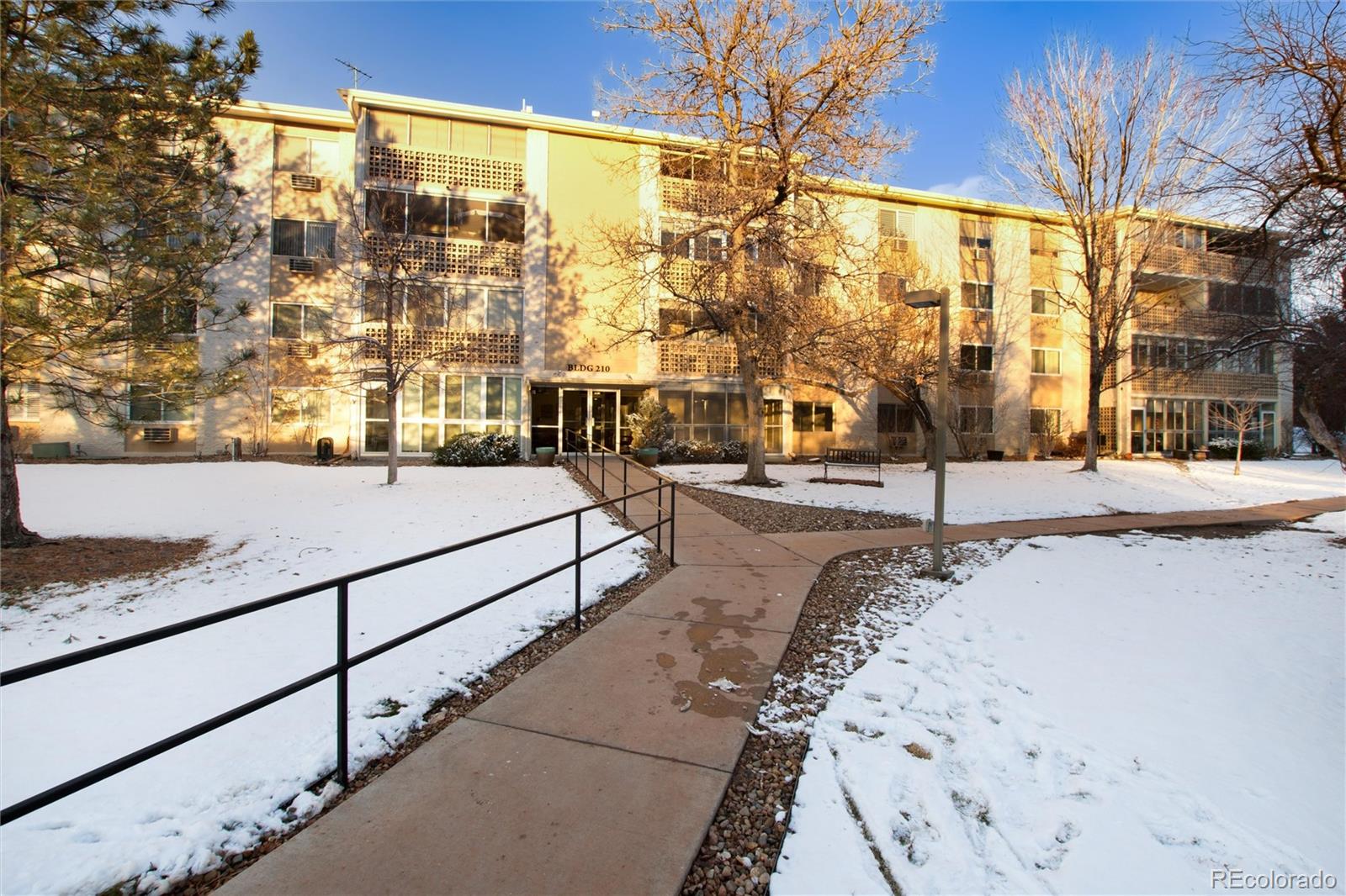 3144 S Wheeling Way Unit: 107