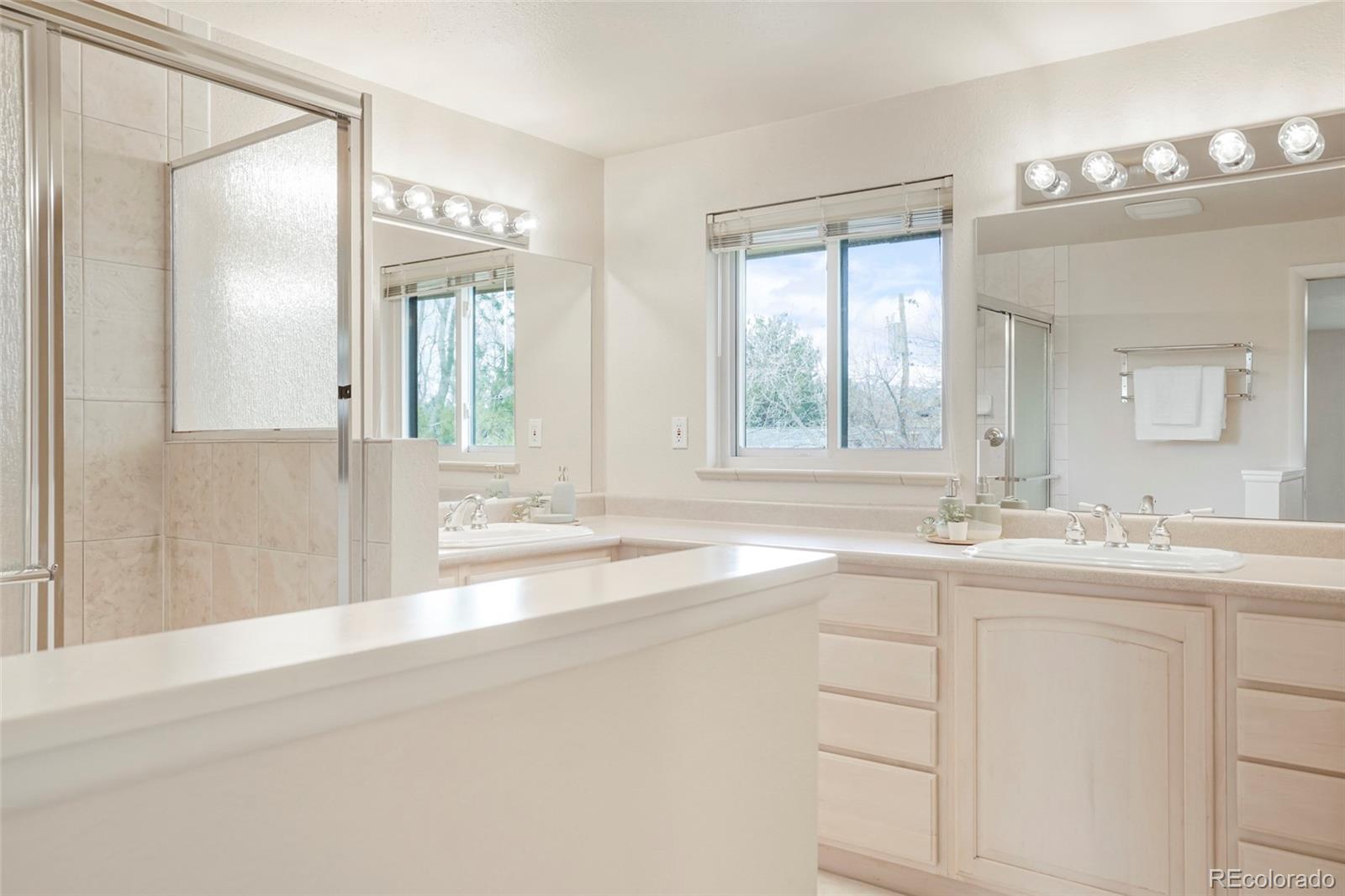 5477 W Portland Drive