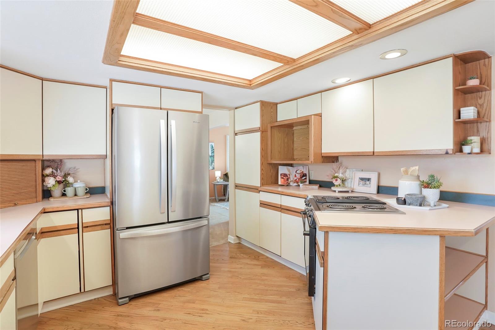 5477 W Portland Drive