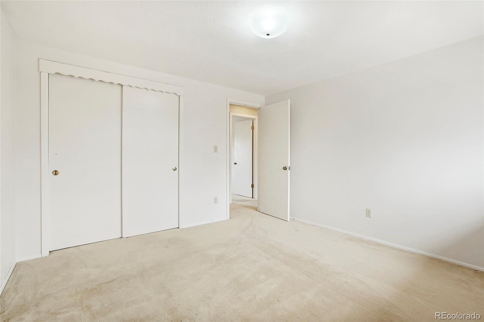 5477 W Portland Drive