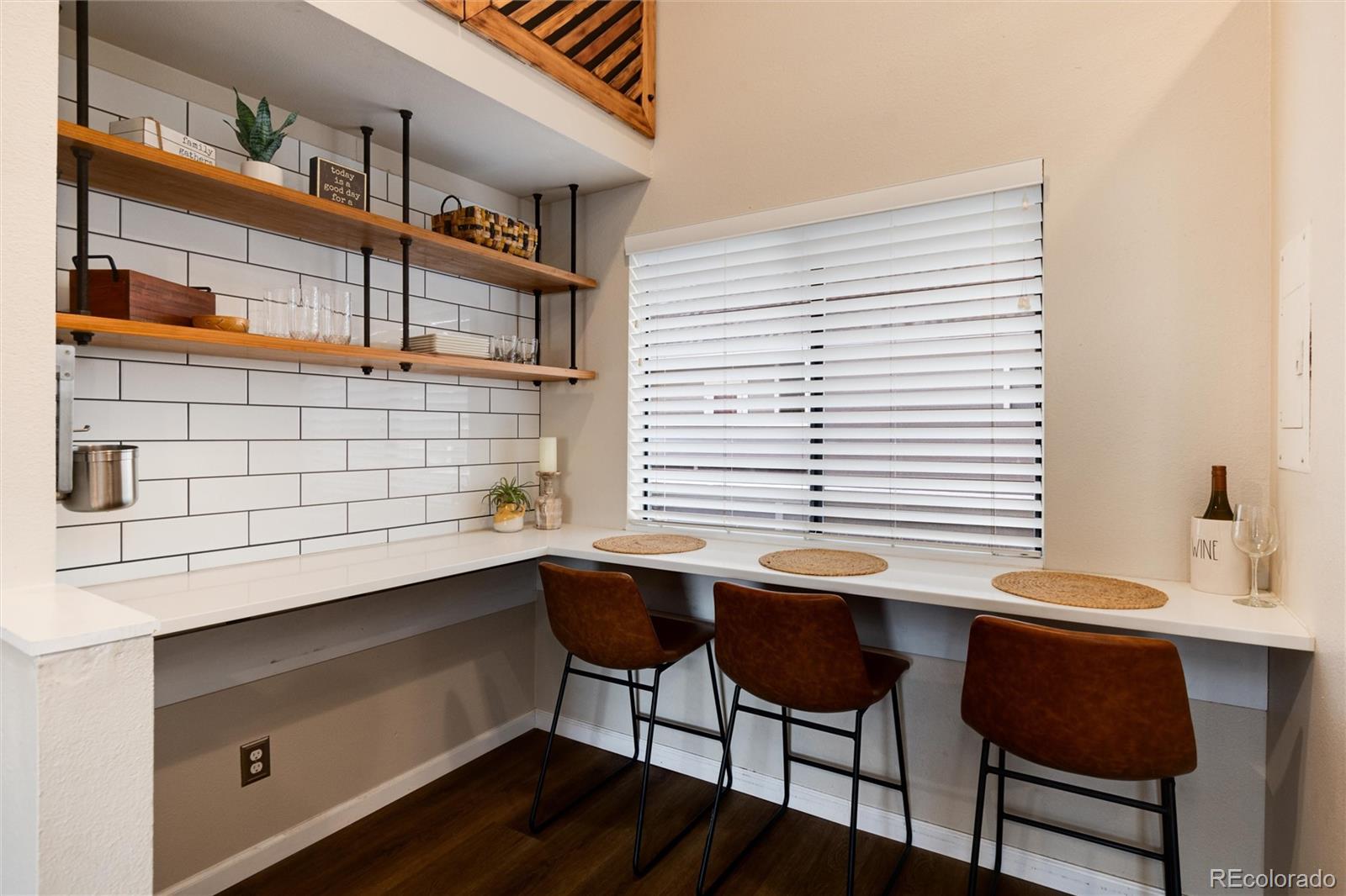 5250 S Huron Way Unit: 10-310